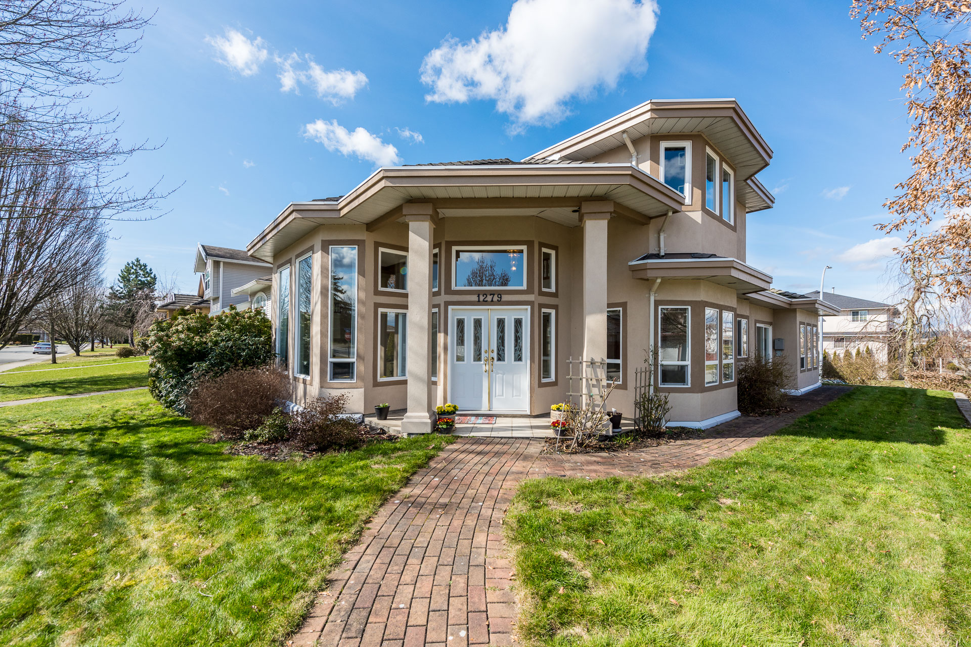 1279 Danlee Avenue, New Westminster