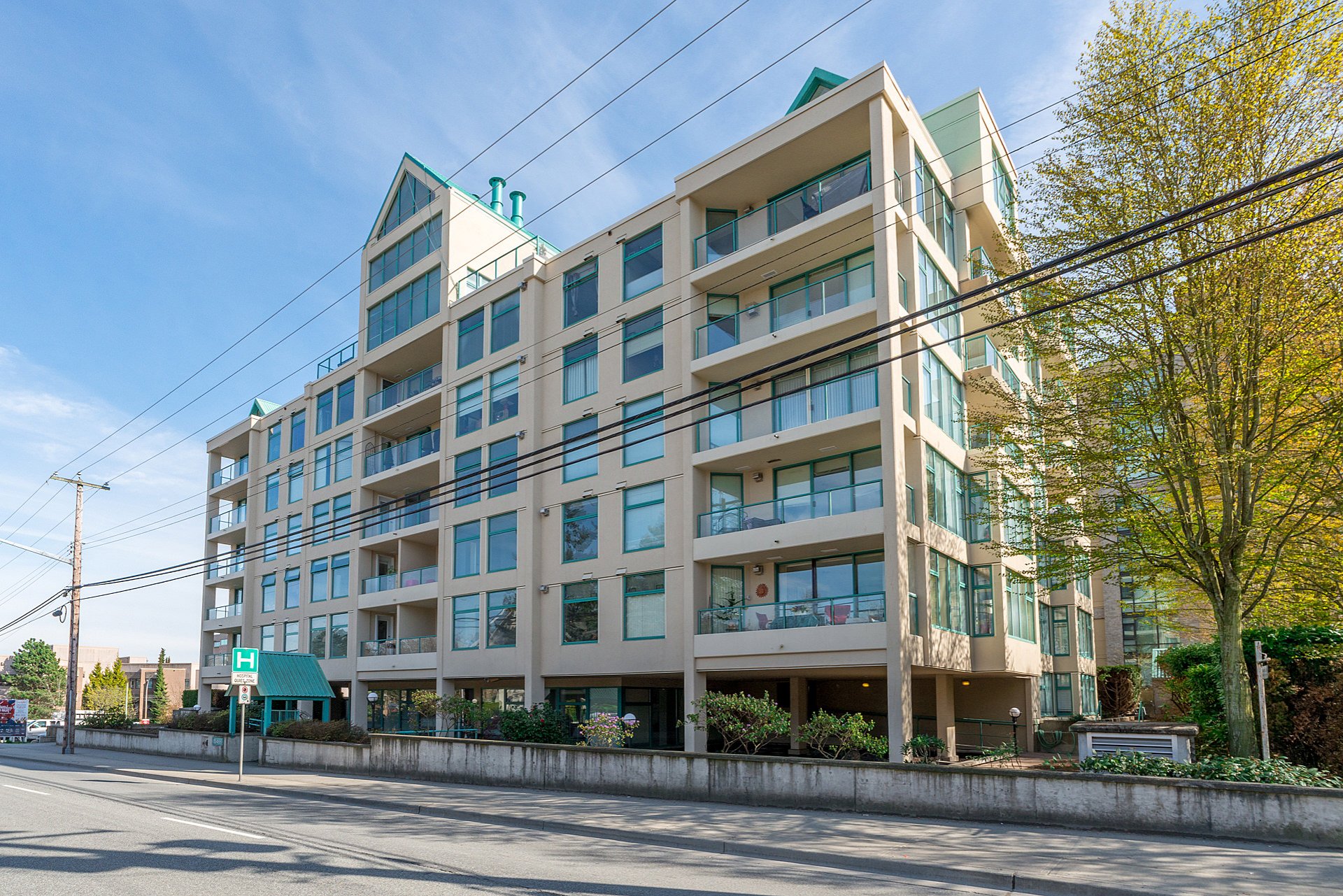 501 - 15466 North Bluff Road, White Rock | MLS# R2244786 | Cotala Cross ...