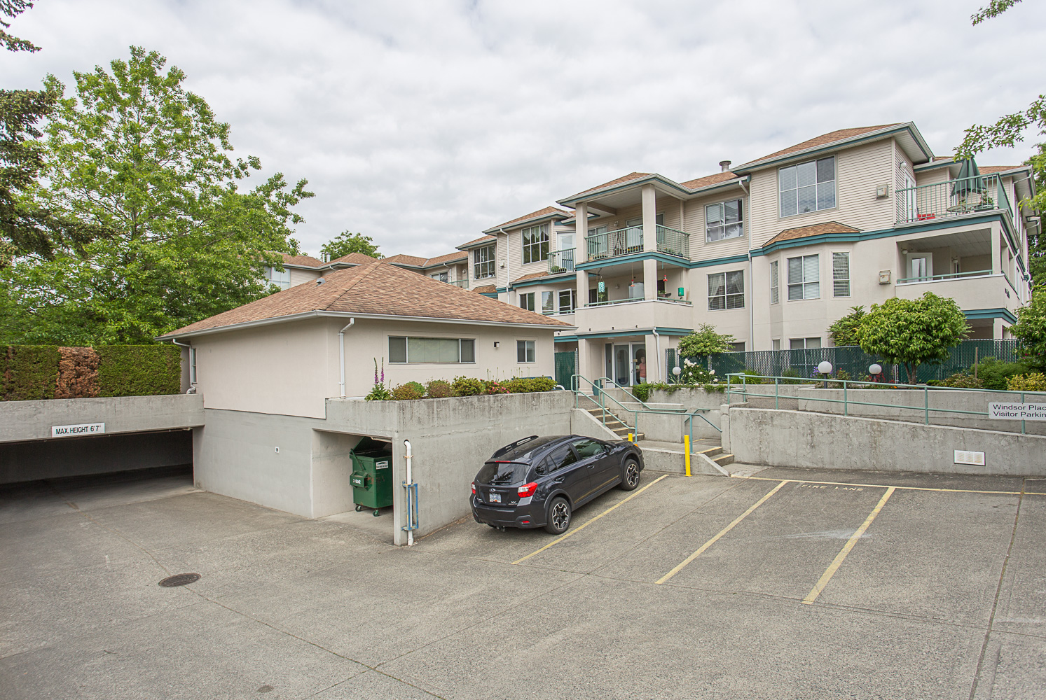 208 - 5955 177B Street, Surrey