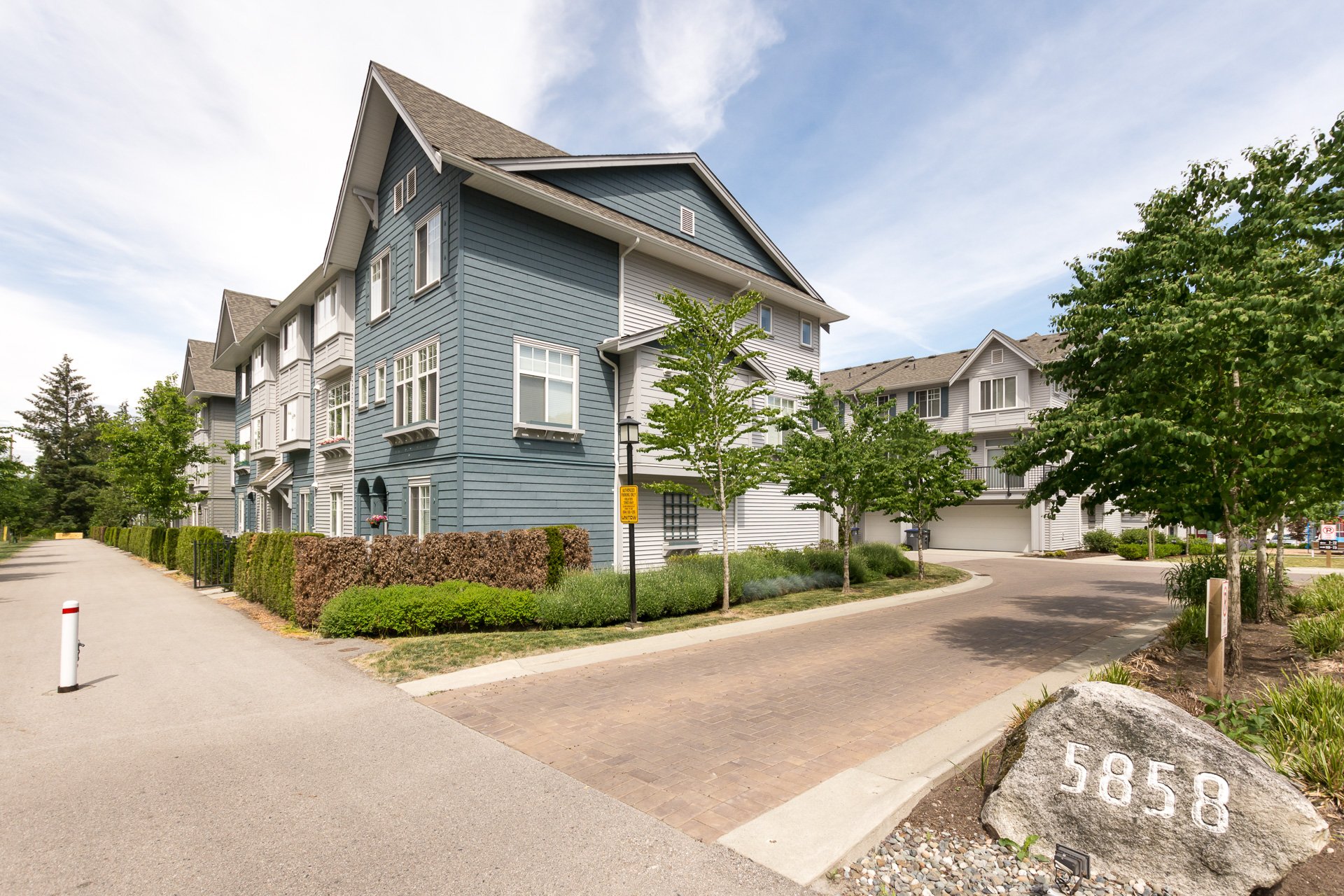 42 - 5858 142 Street, Surrey