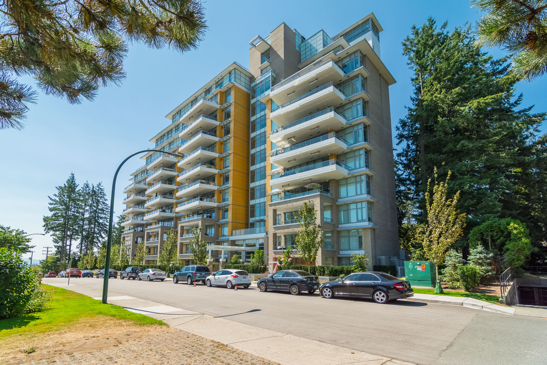 403 - 1501 Vidal Street, White Rock