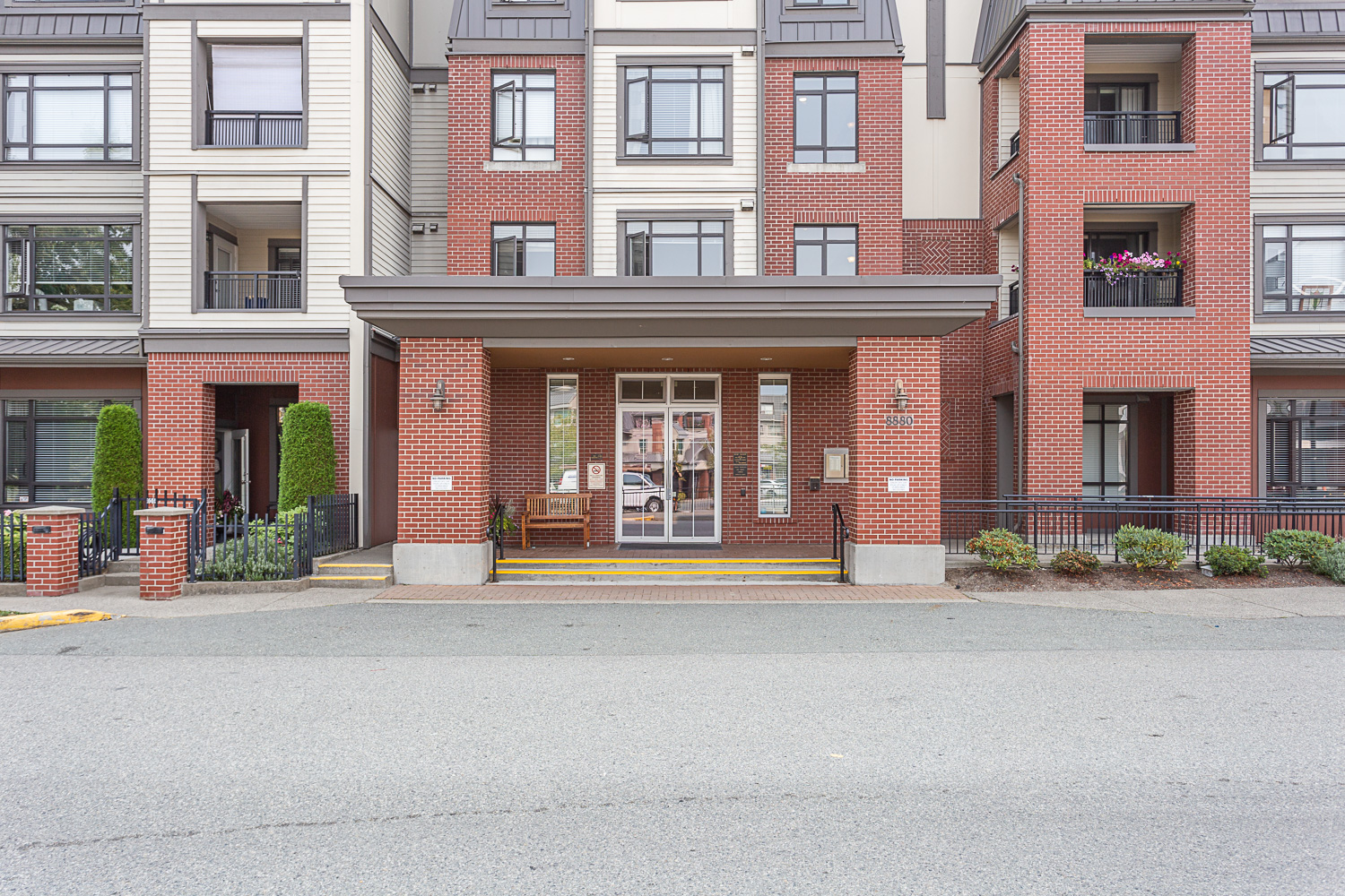 225 - 8880 202 Street, Langley