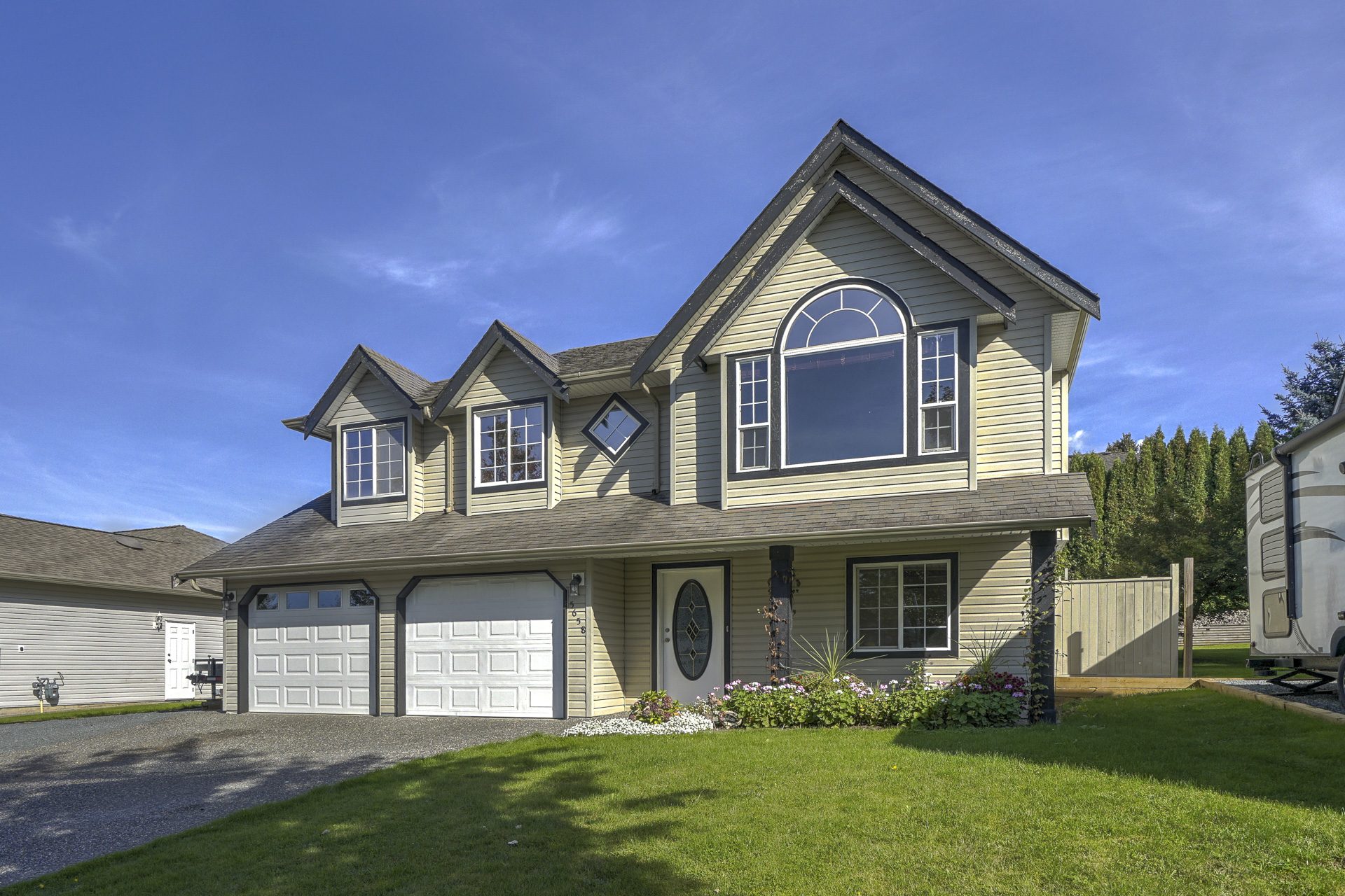 5658 Thornhill Street, Chilliwack