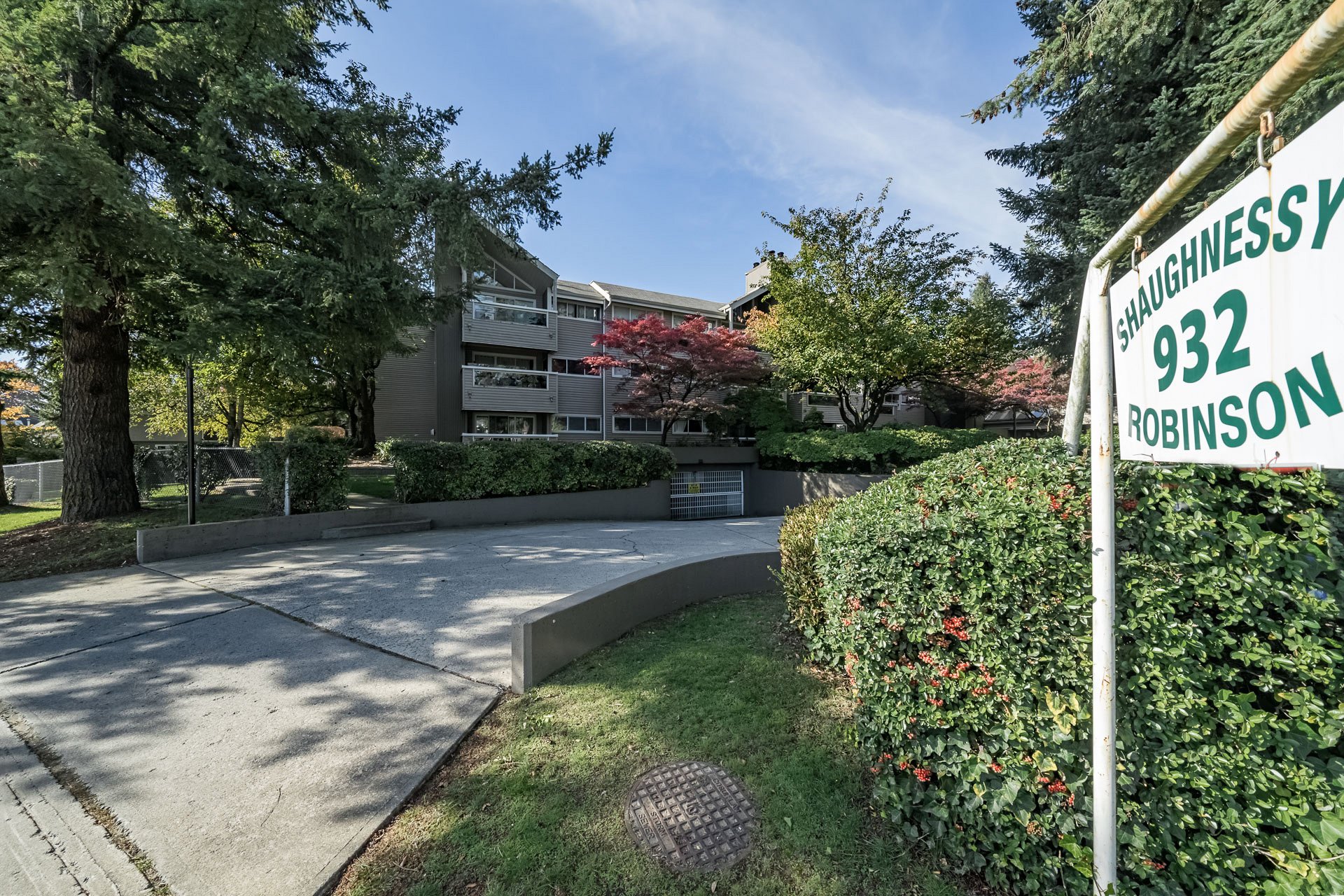 109 - 932 Robinson Street, Coquitlam