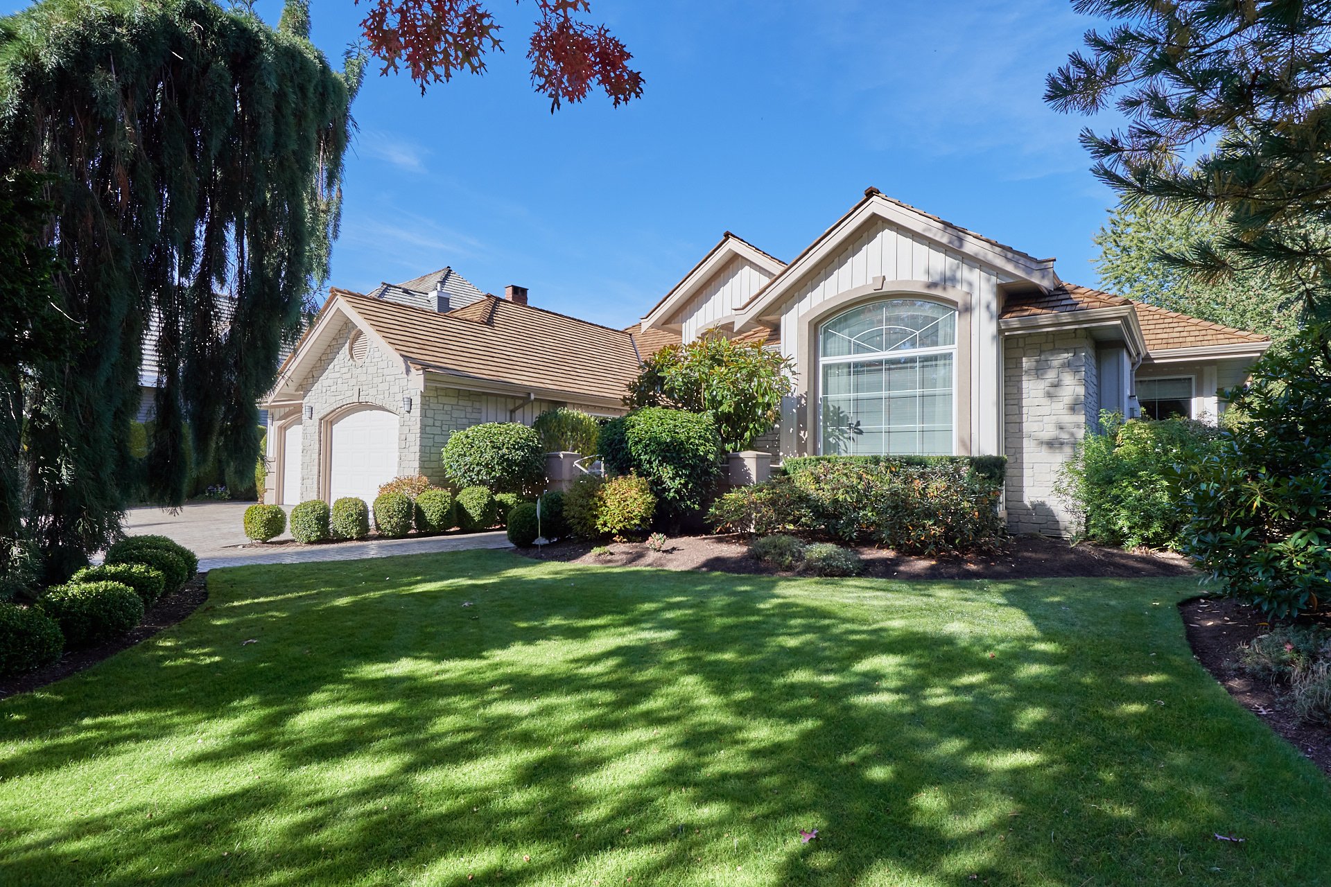 3261 Canterbury Drive, Surrey