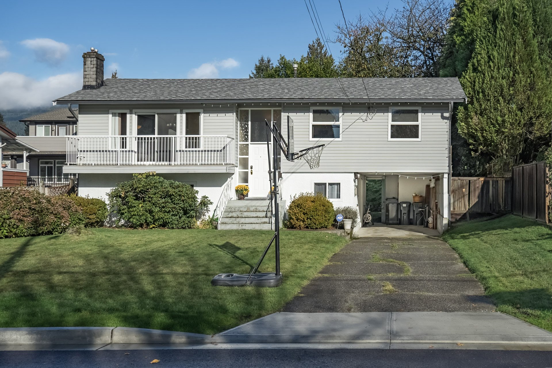 2137 Laurier Avenue, Port Coquitlam