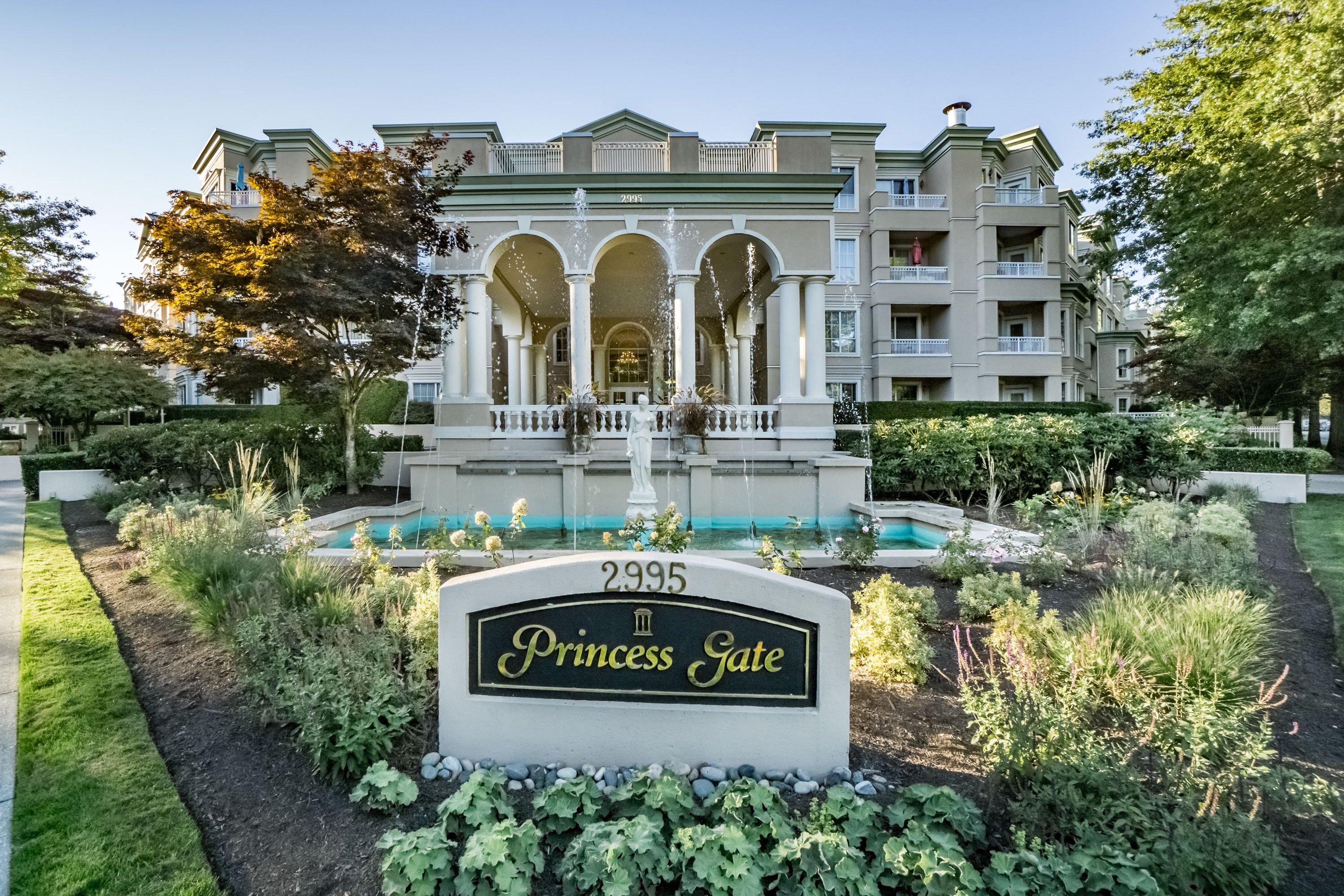 316 - 2995 Princess Crescent, Coquitlam