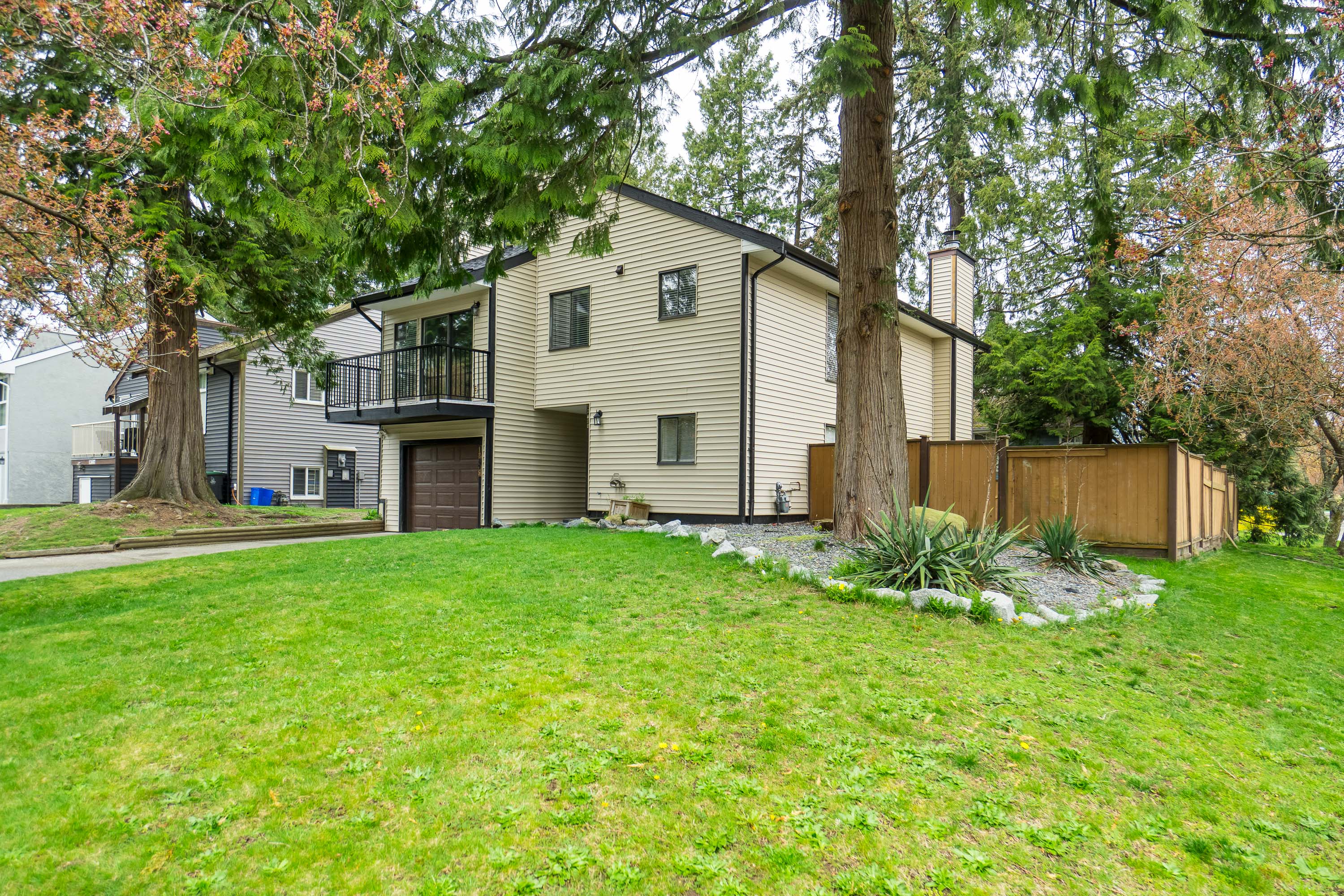 12895 68 Avenue, Surrey