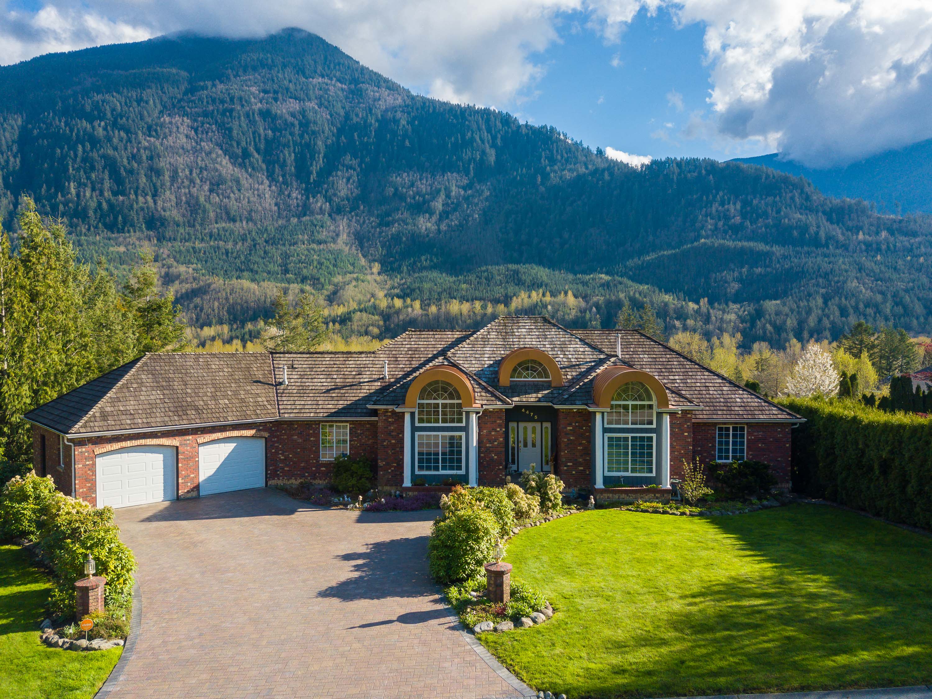 4475 Estate Drive, Chilliwack MLS R2359171 Cotala Cross Media