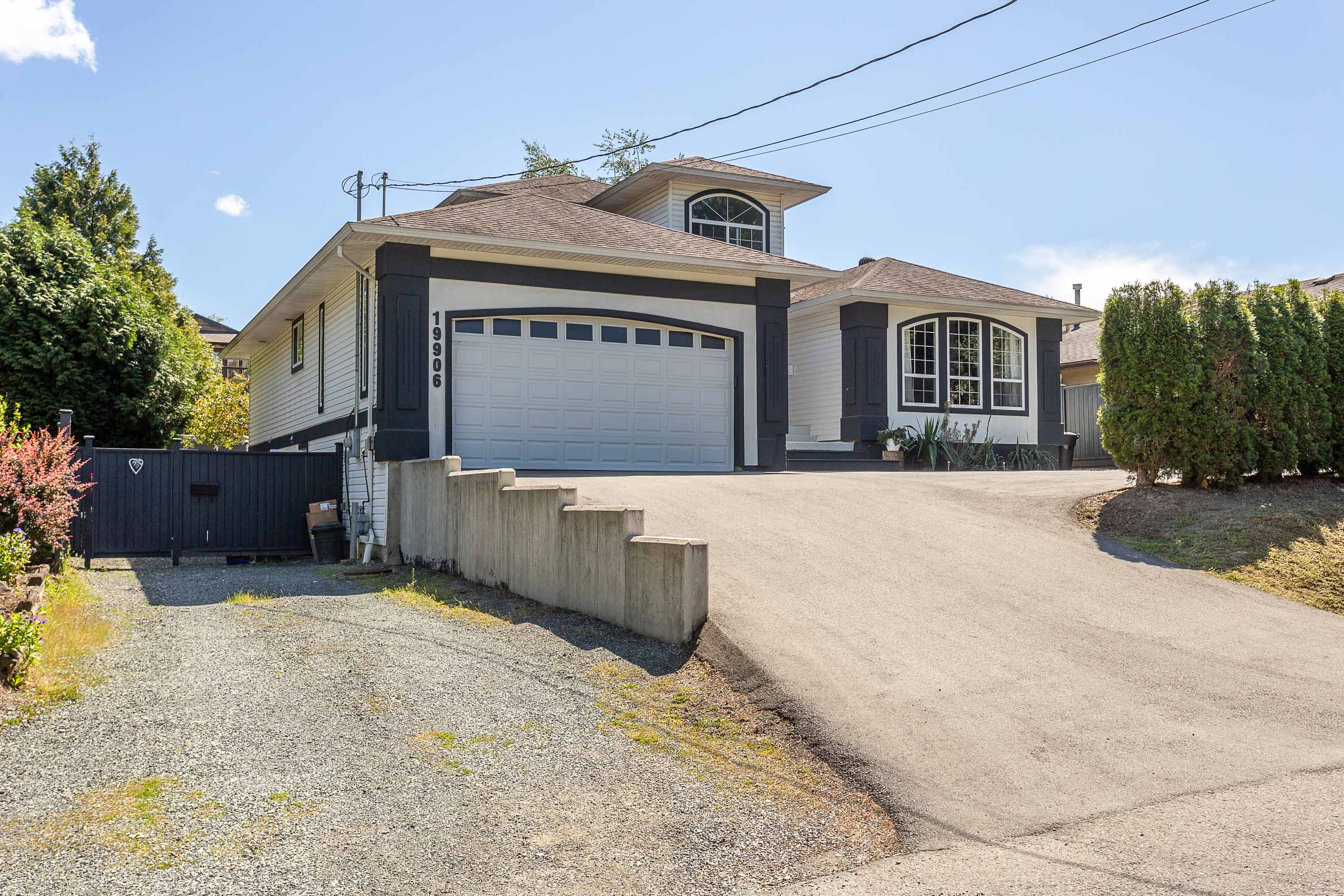 19906 49 Avenue, Langley