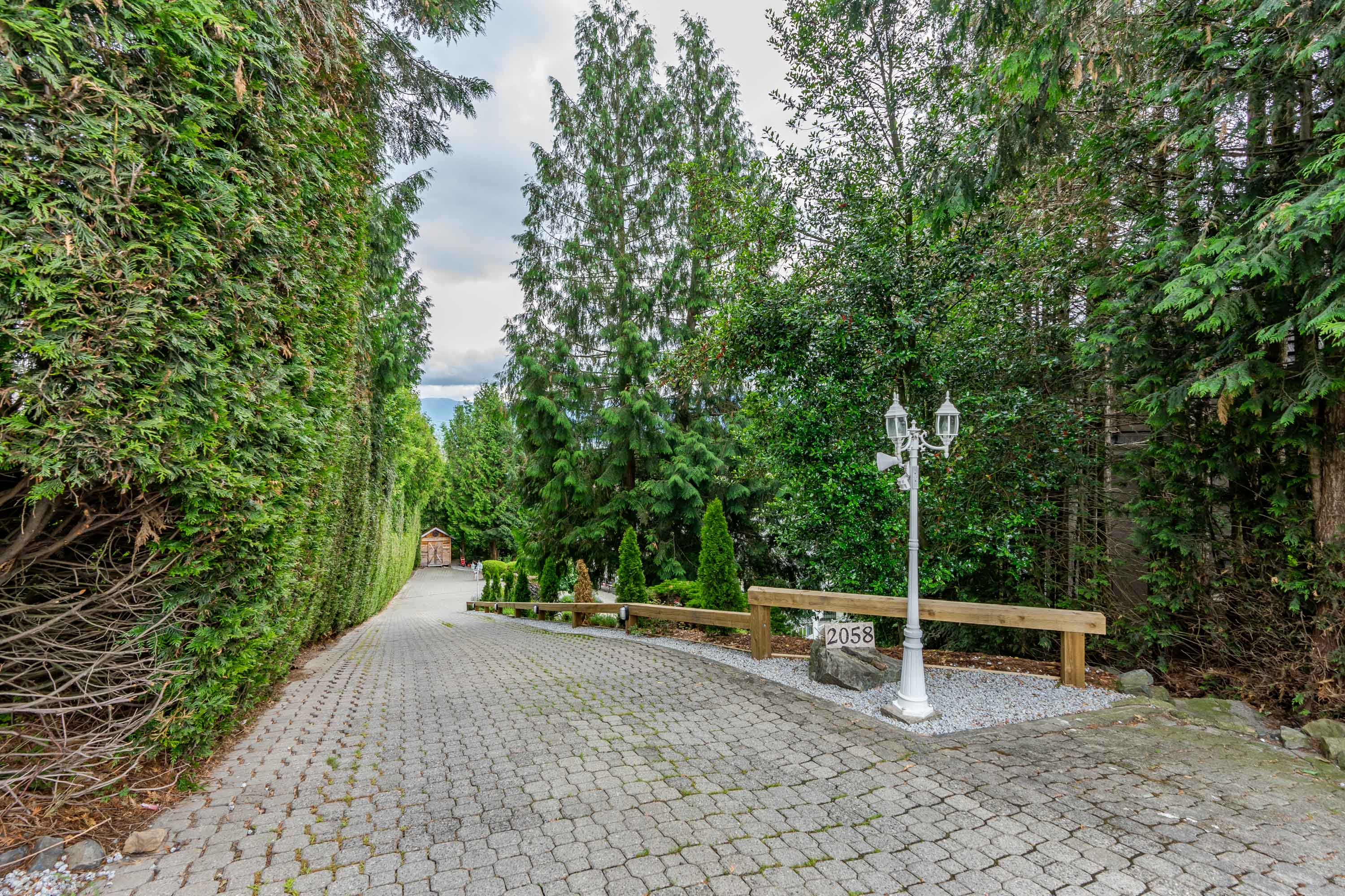 2058 Lion Court, Abbotsford