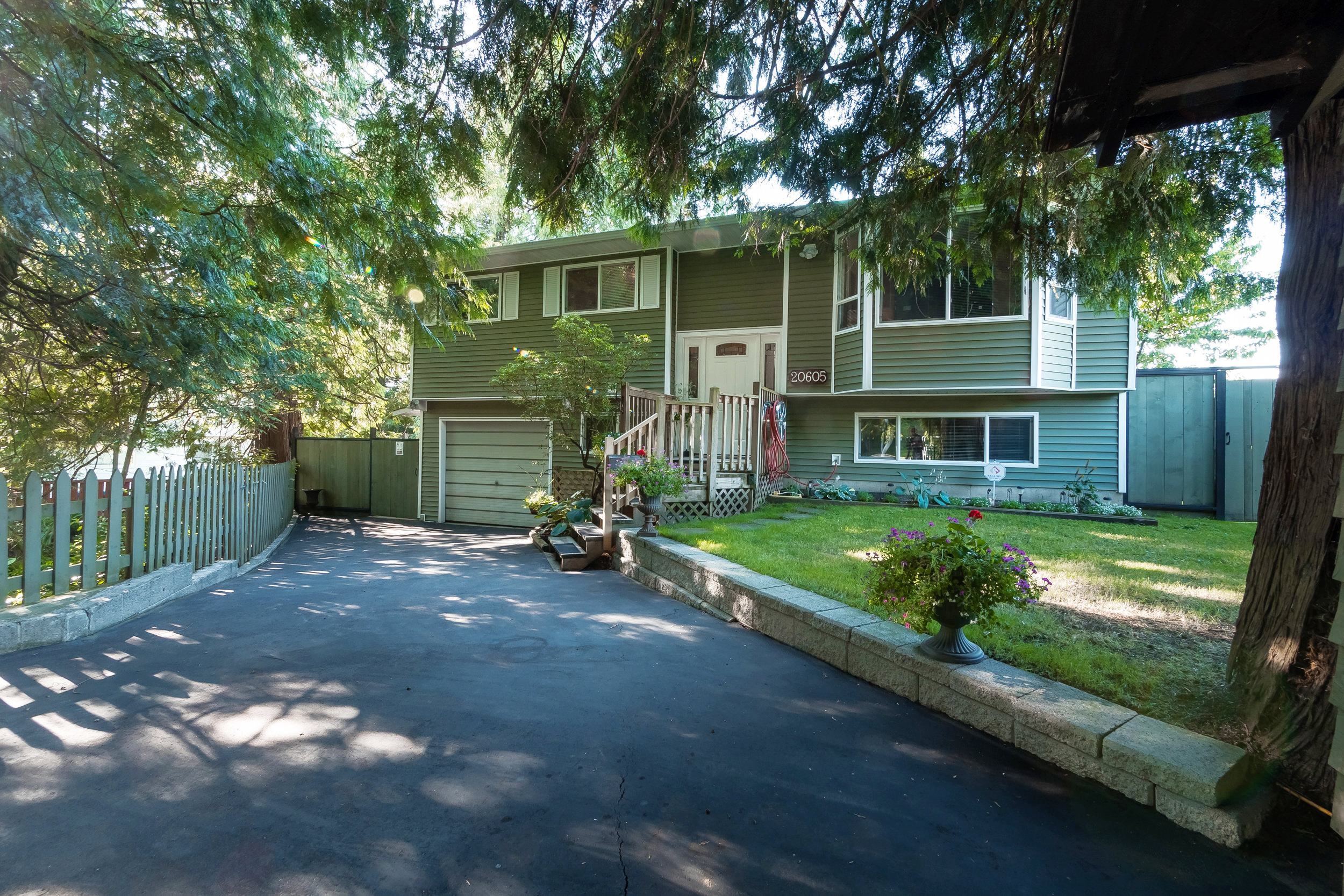 20605 48 Avenue, Langley