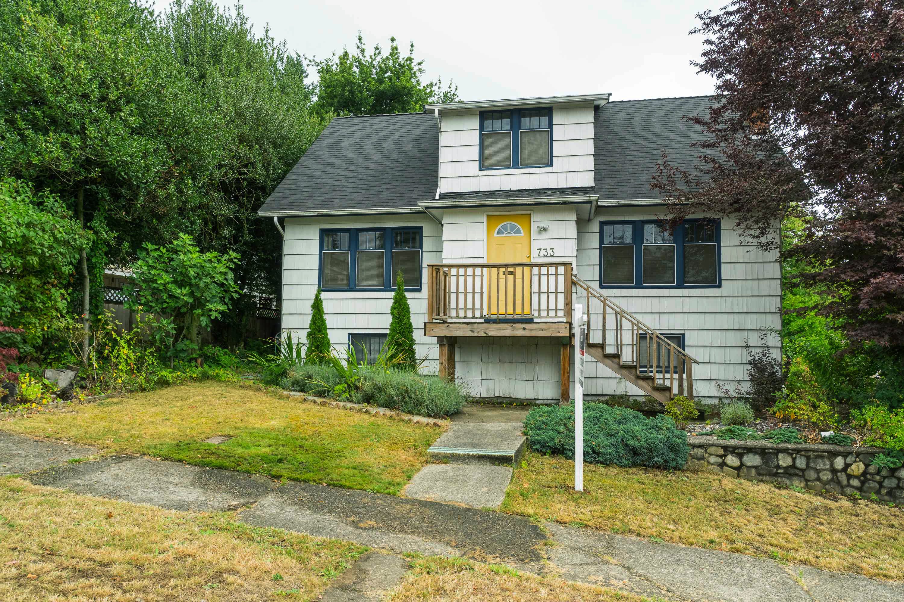 733 Thirteenth Street, New Westminster