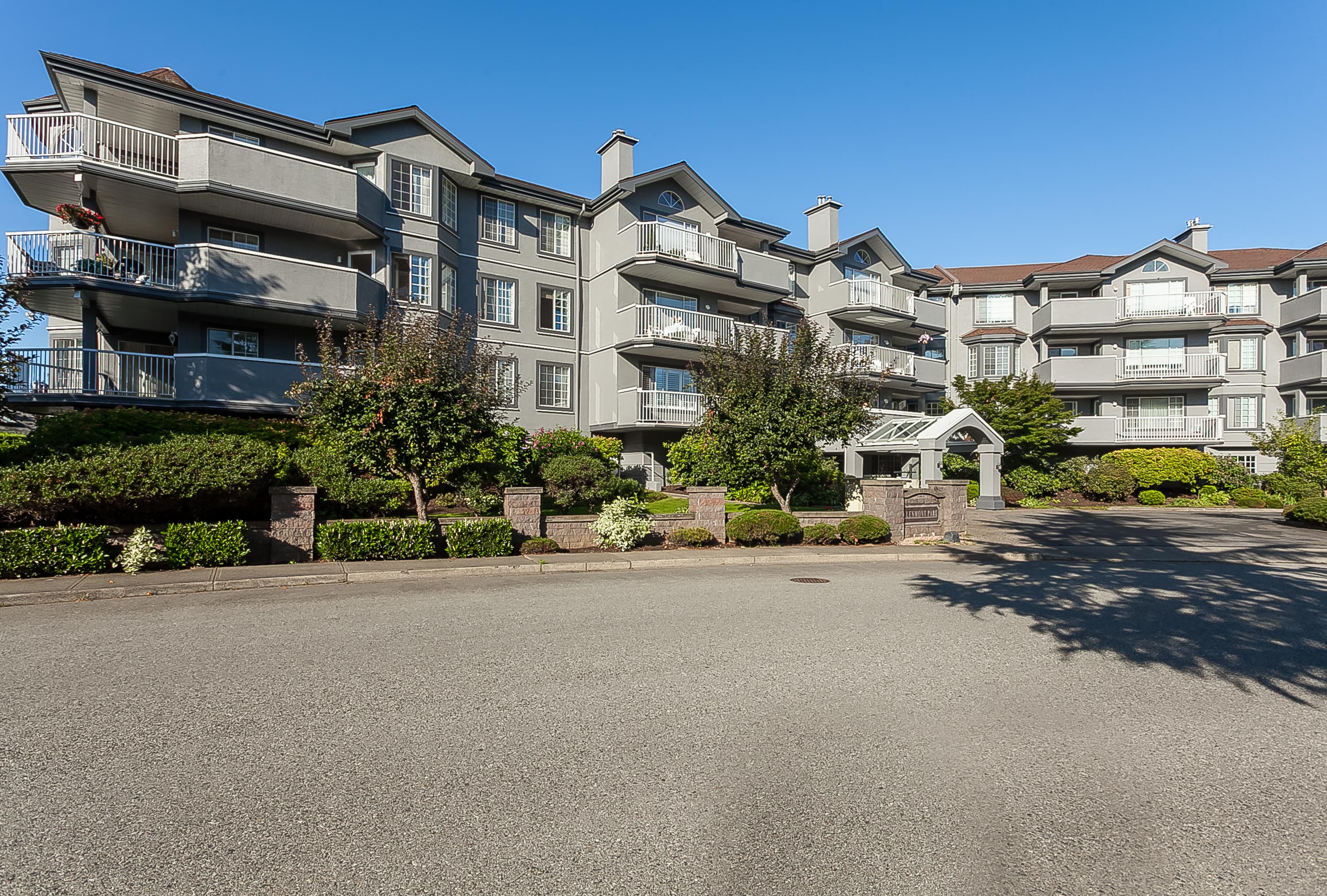 101 - 5375 205 Street, Langley