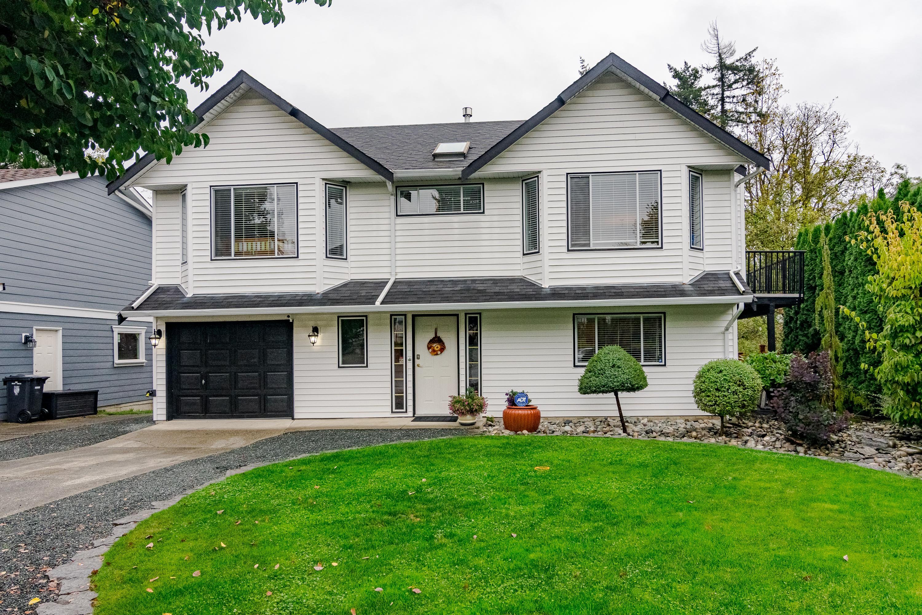 2694 274A Street, Langley