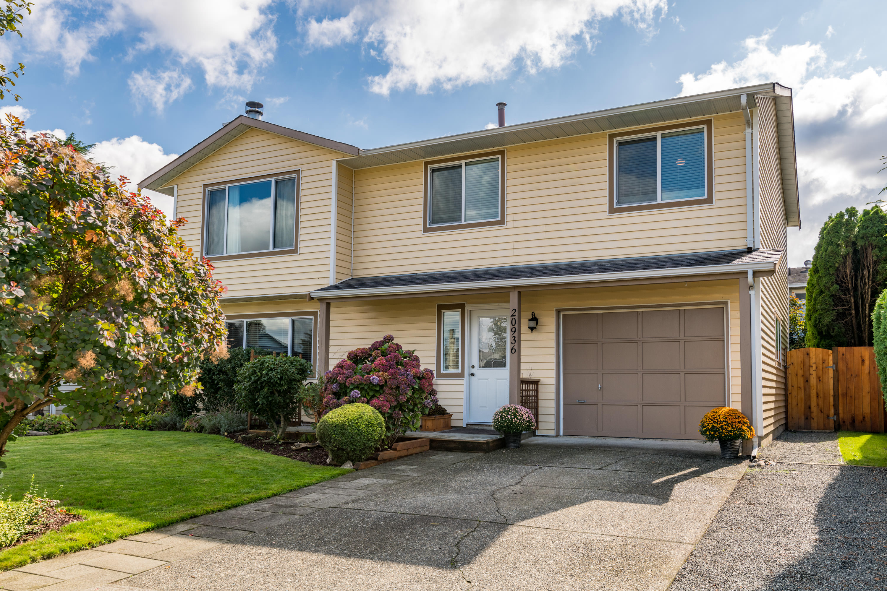 20936 93 Avenue, Langley