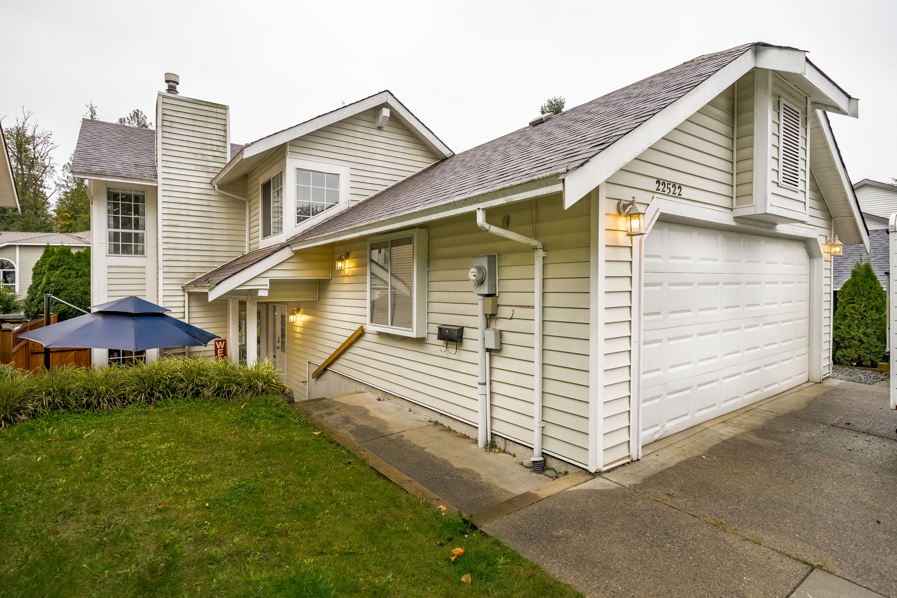 22522 Brickwood Close, Maple Ridge