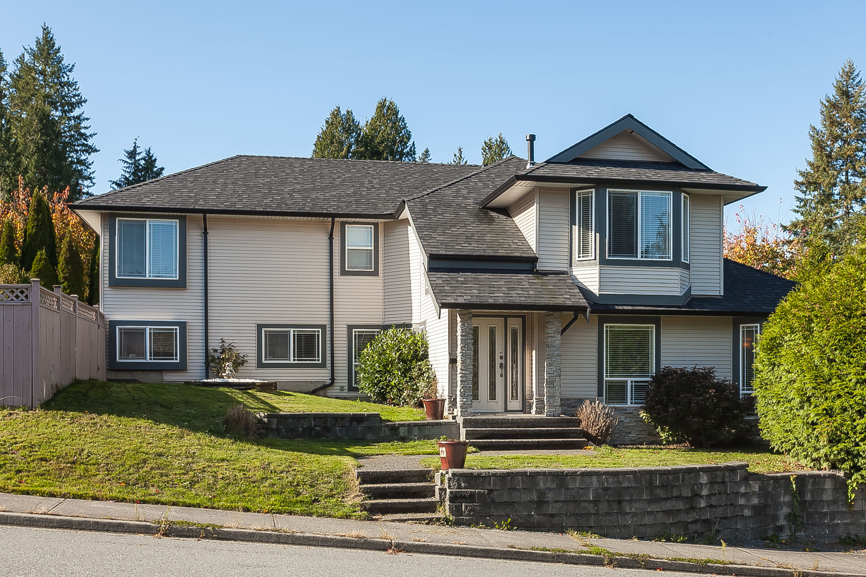 20586 Grade Crescent, Langley