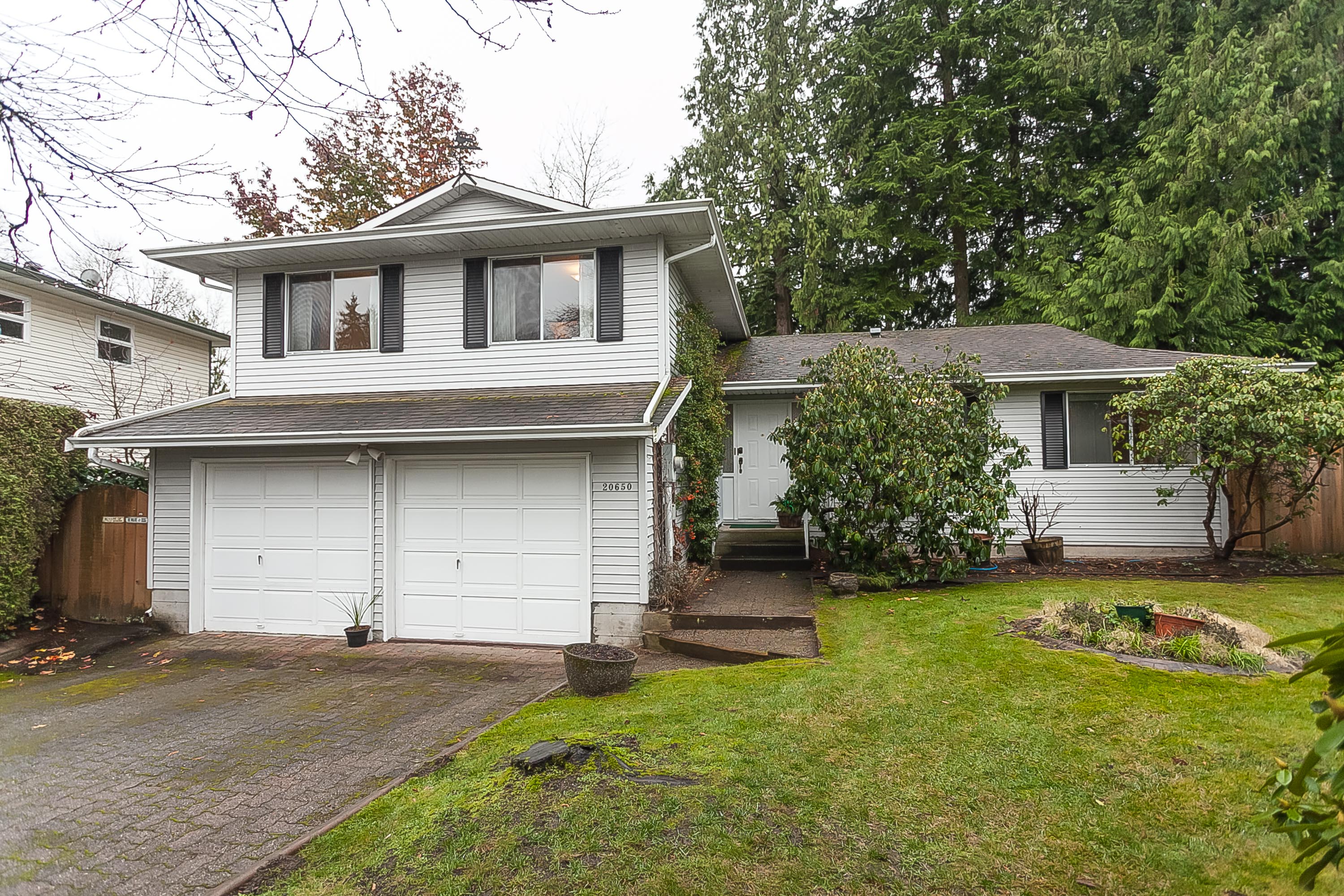 20650 94B Avenue, Langley