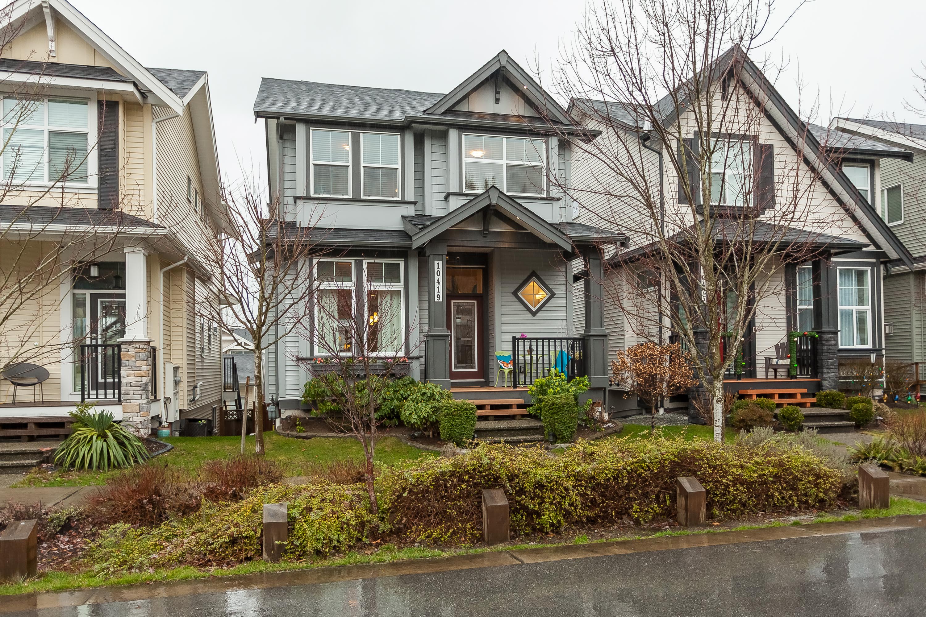 10419 Robertson Street, Maple Ridge