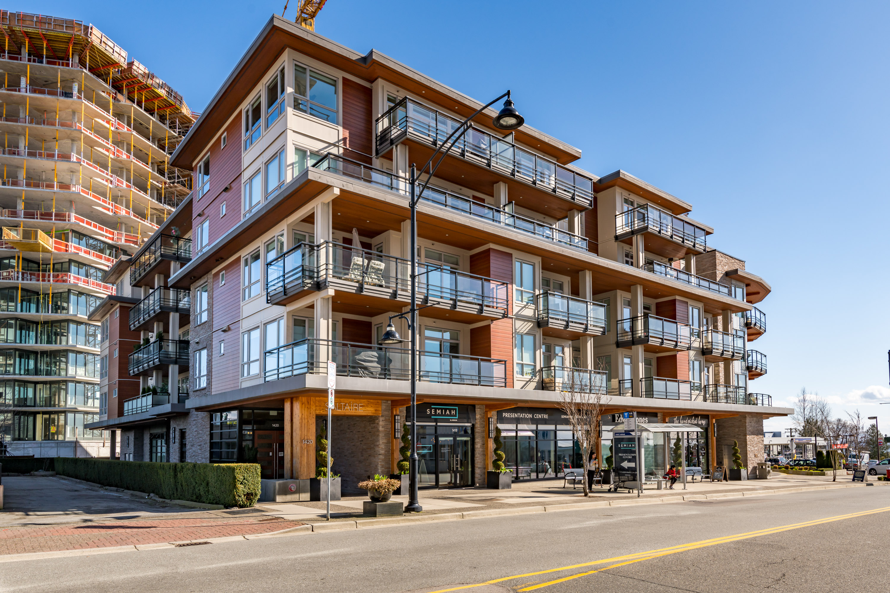 310 - 1420 Johnston Road, White Rock