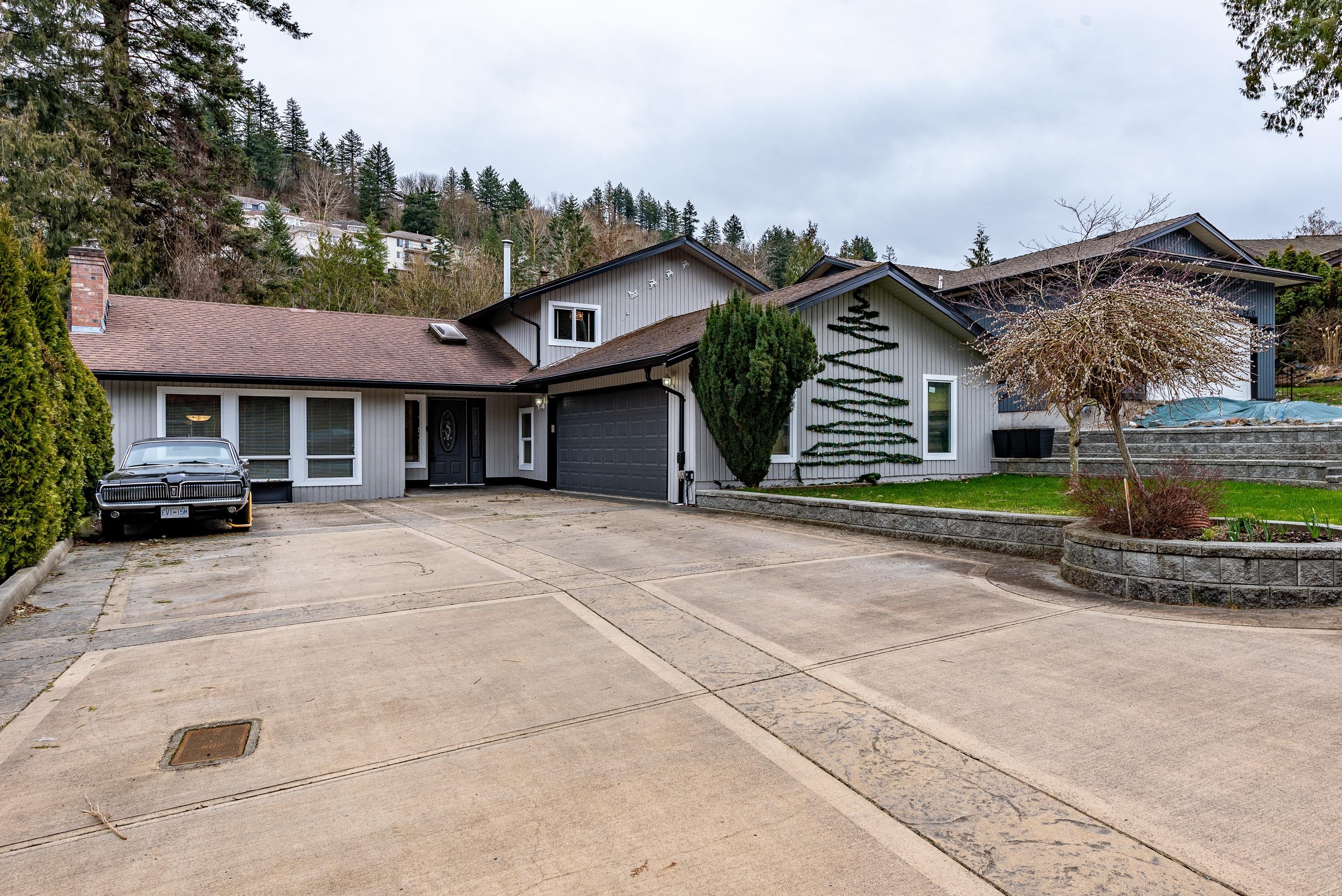 2416 Woodstock Drive, Abbotsford