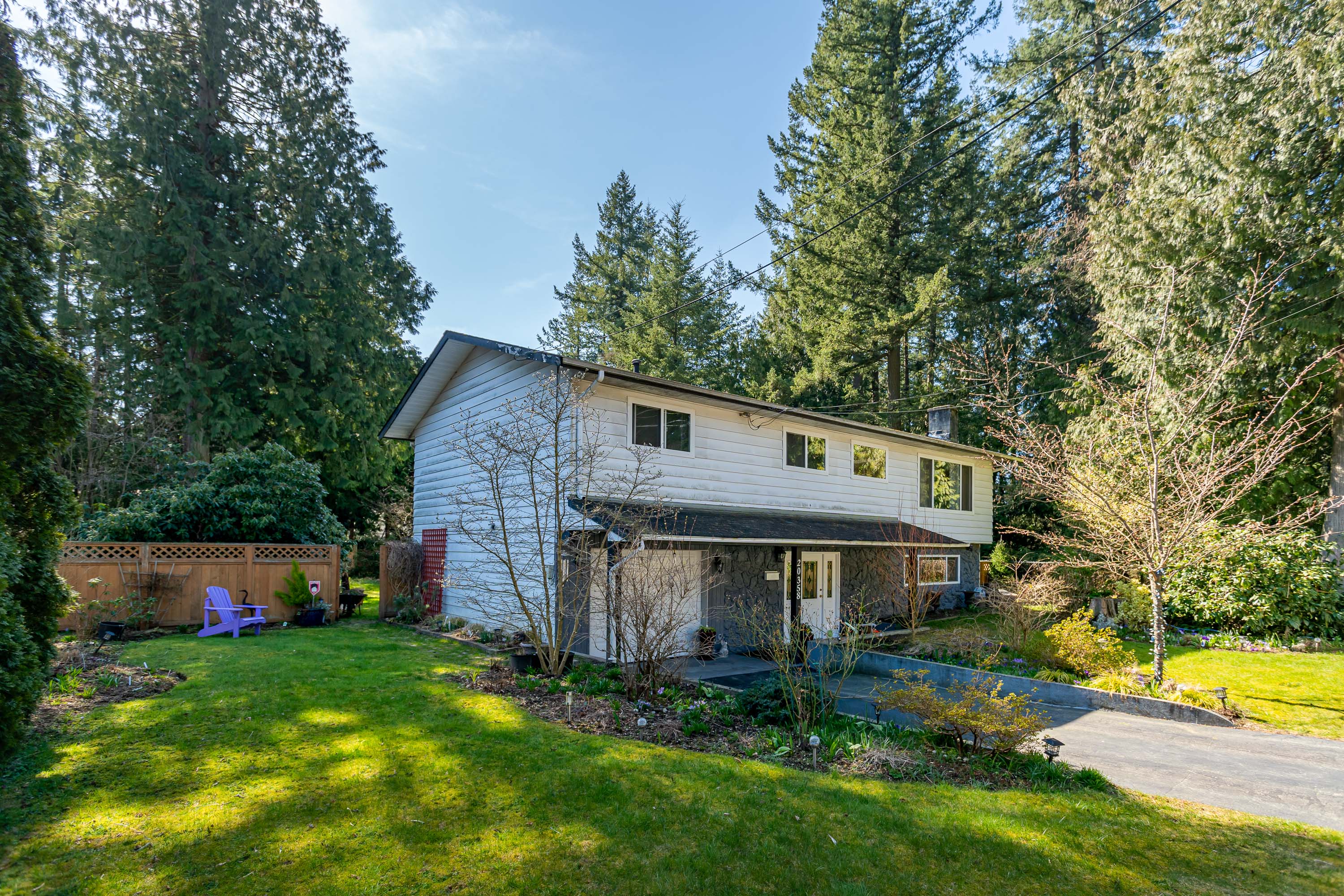 20358 41A Avenue, Langley