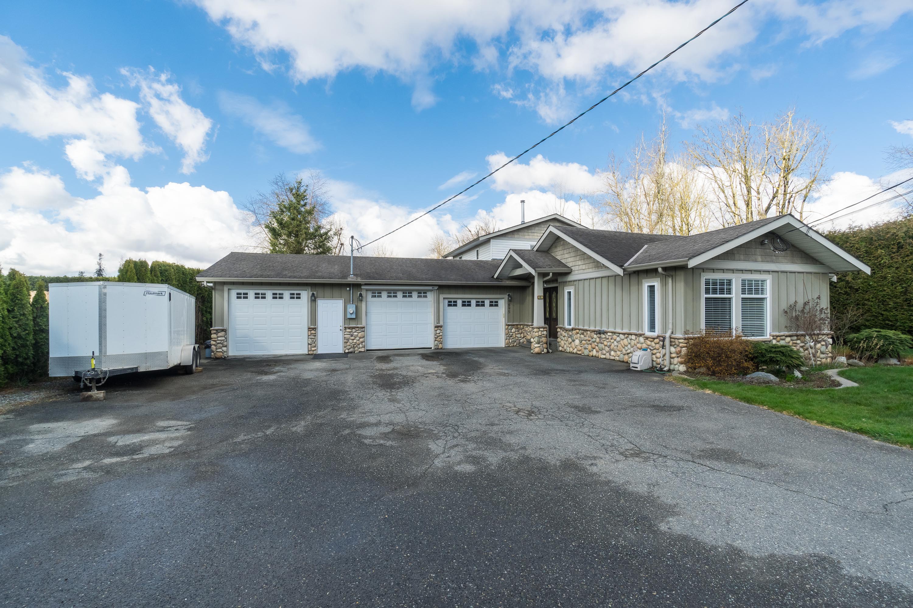 895 McCallum Road, Abbotsford