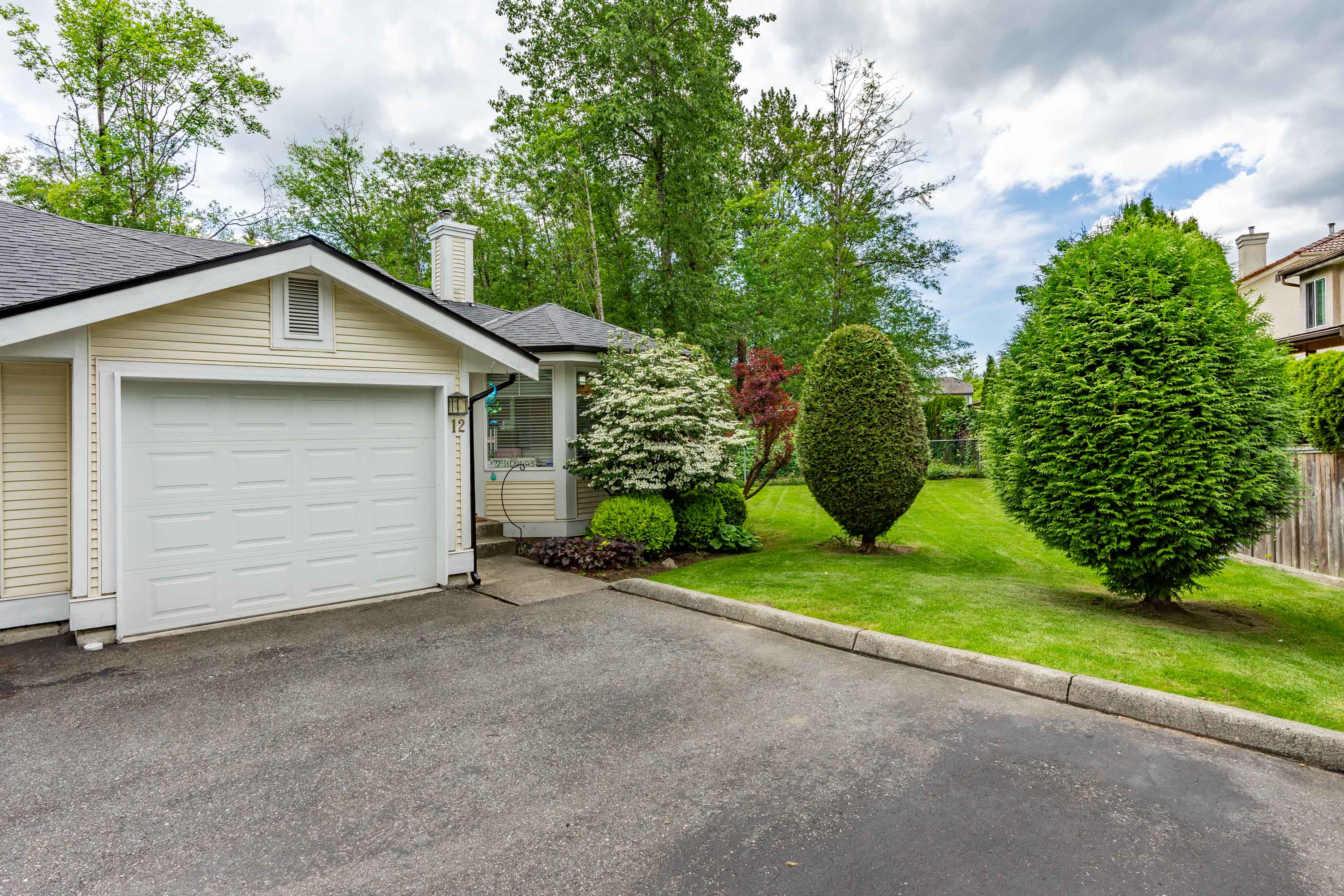 12 - 20761 Telegraph Trail, Langley