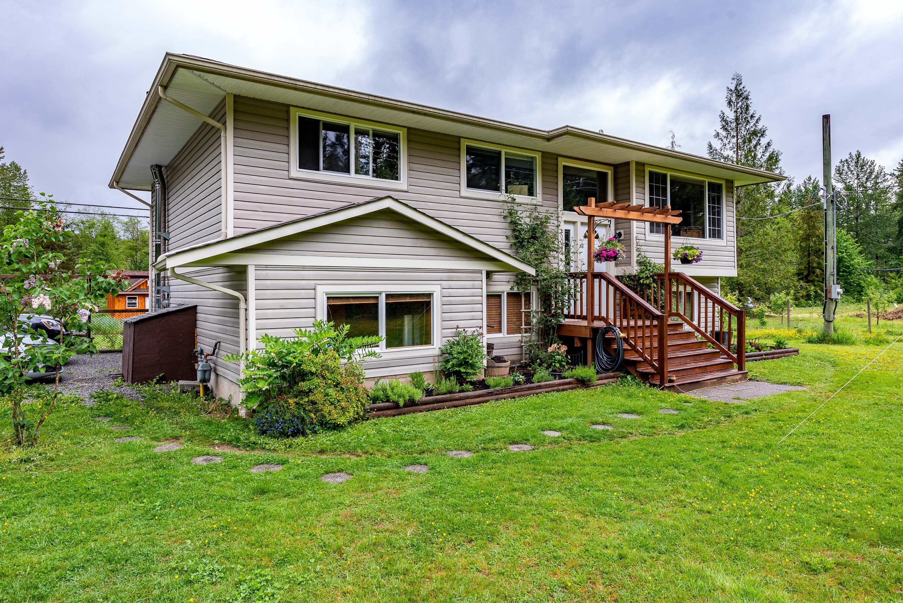 30039 Dewdney Trunk Road, Mission