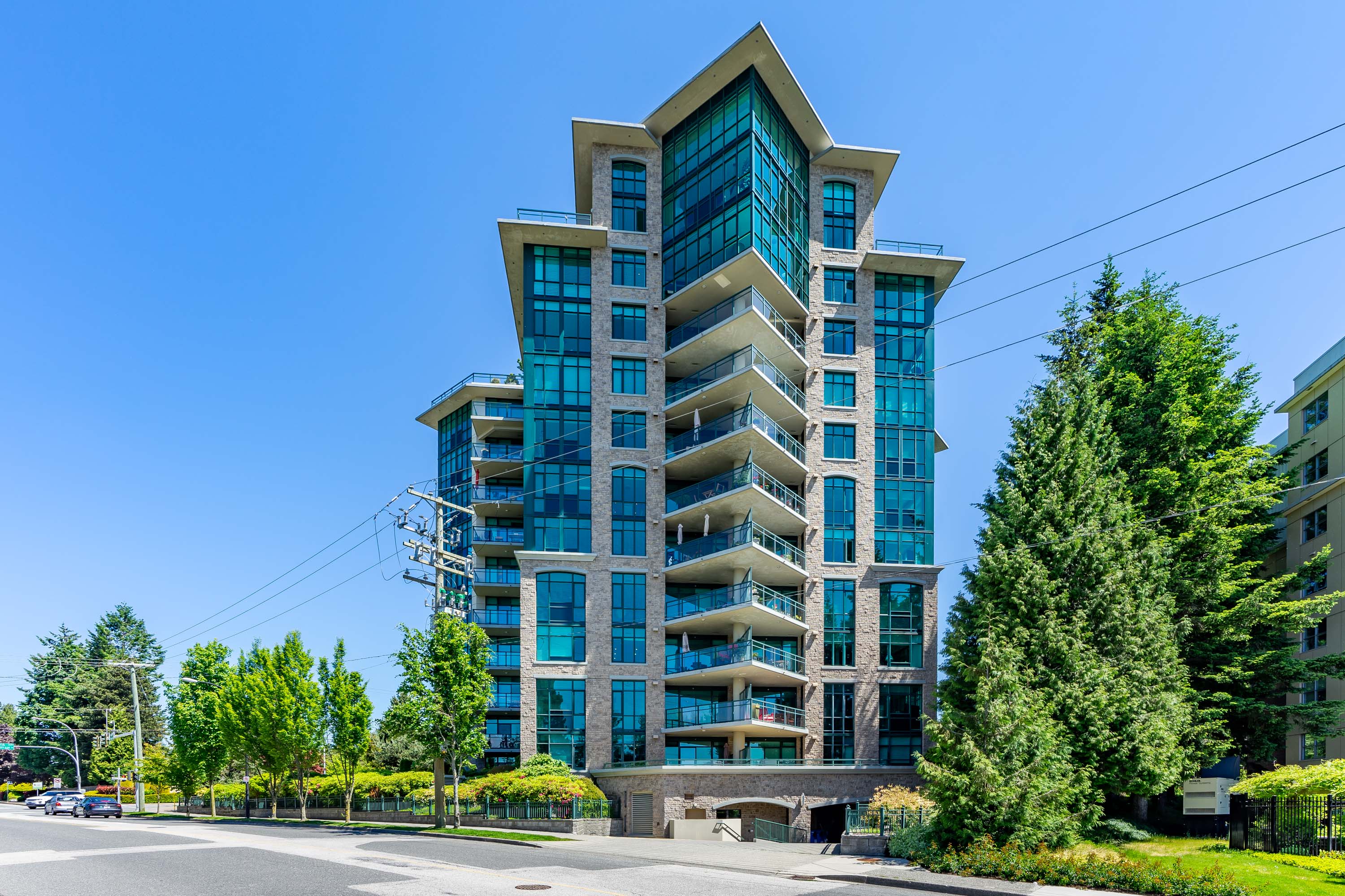 203 - 14824 North Bluff Road, White Rock