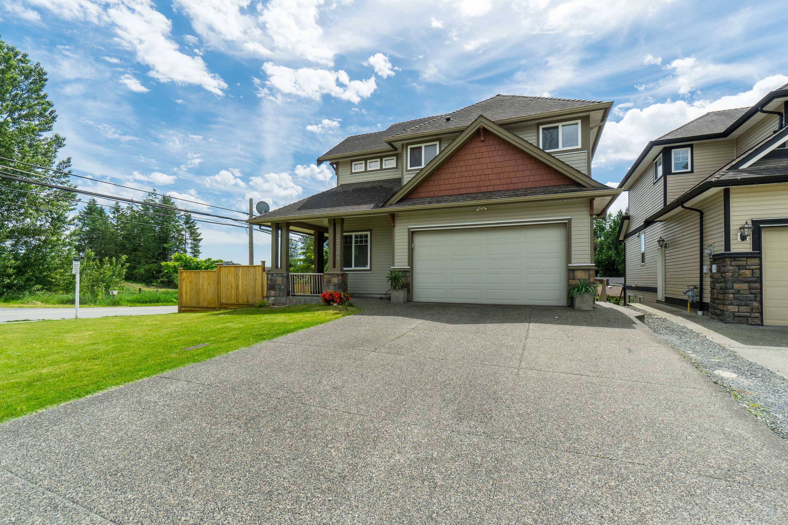 27198 35 Avenue, Aldergrove