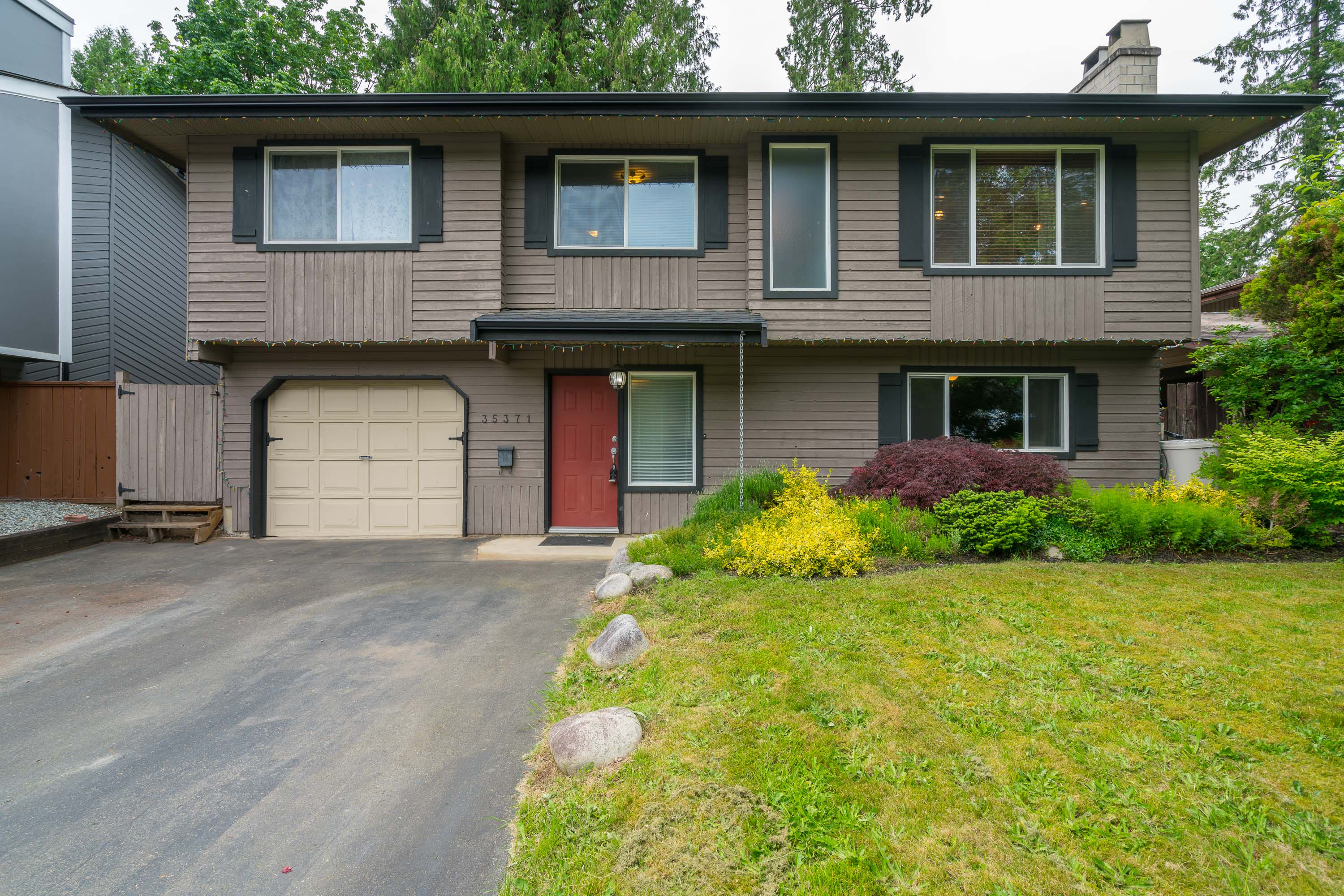 35371 Wells Gray Avenue, Abbotsford