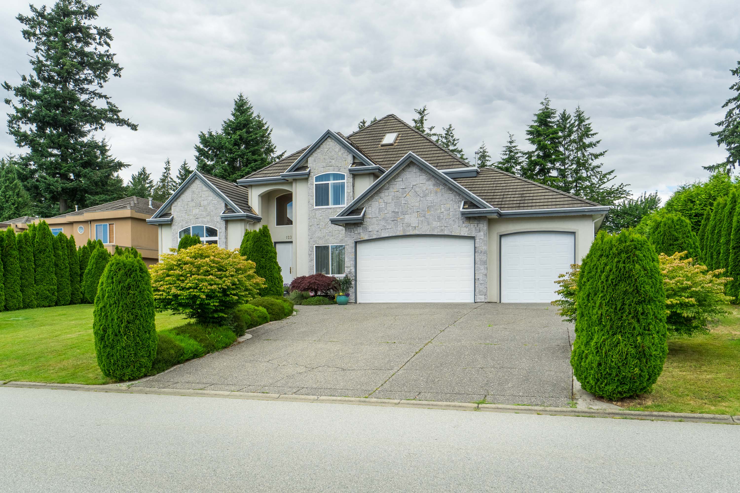 12311 57A Avenue, Surrey