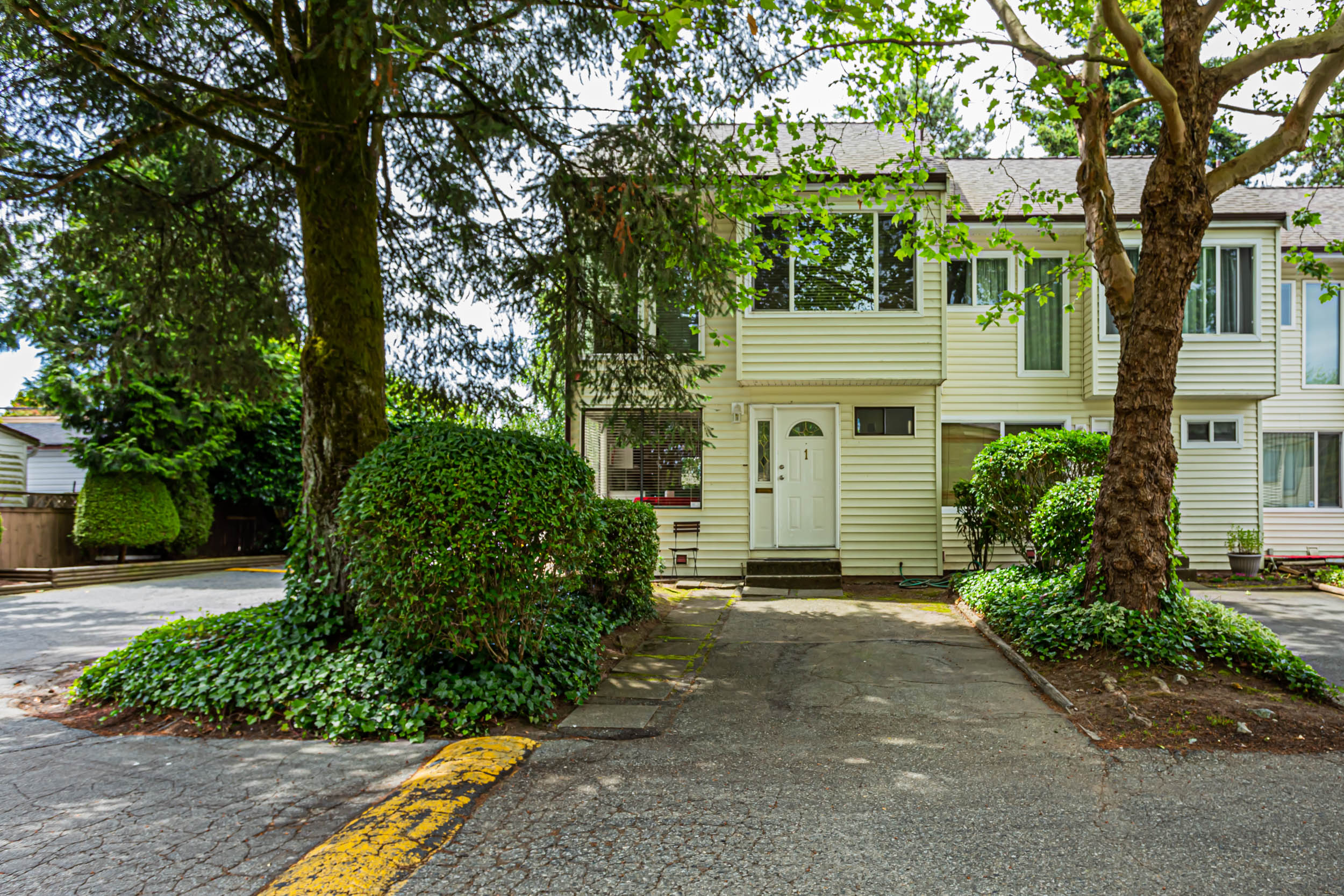 1 - 9320 128 Street, Surrey