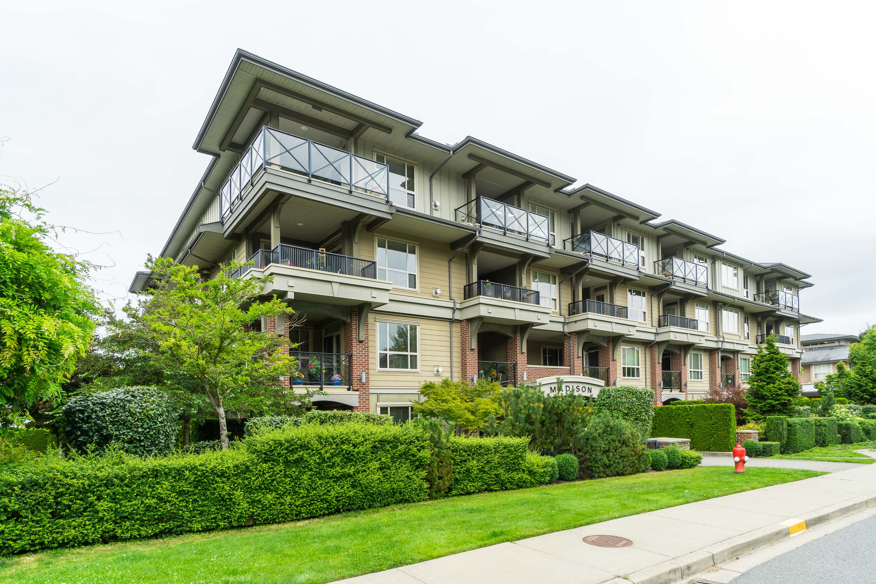 407 - 15357 17A Avenue, South Surrey