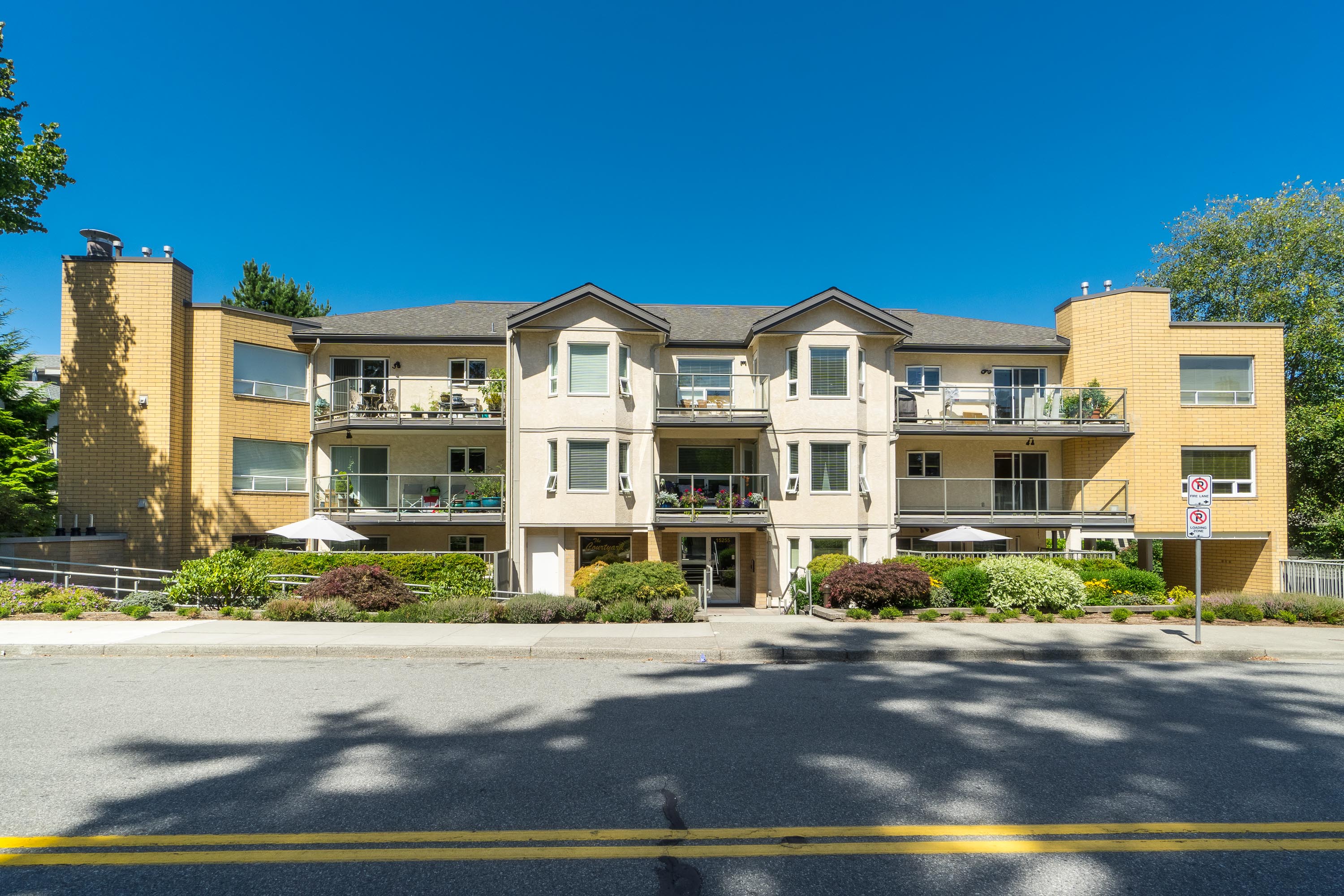 210 - 15255 18 Avenue, Surrey