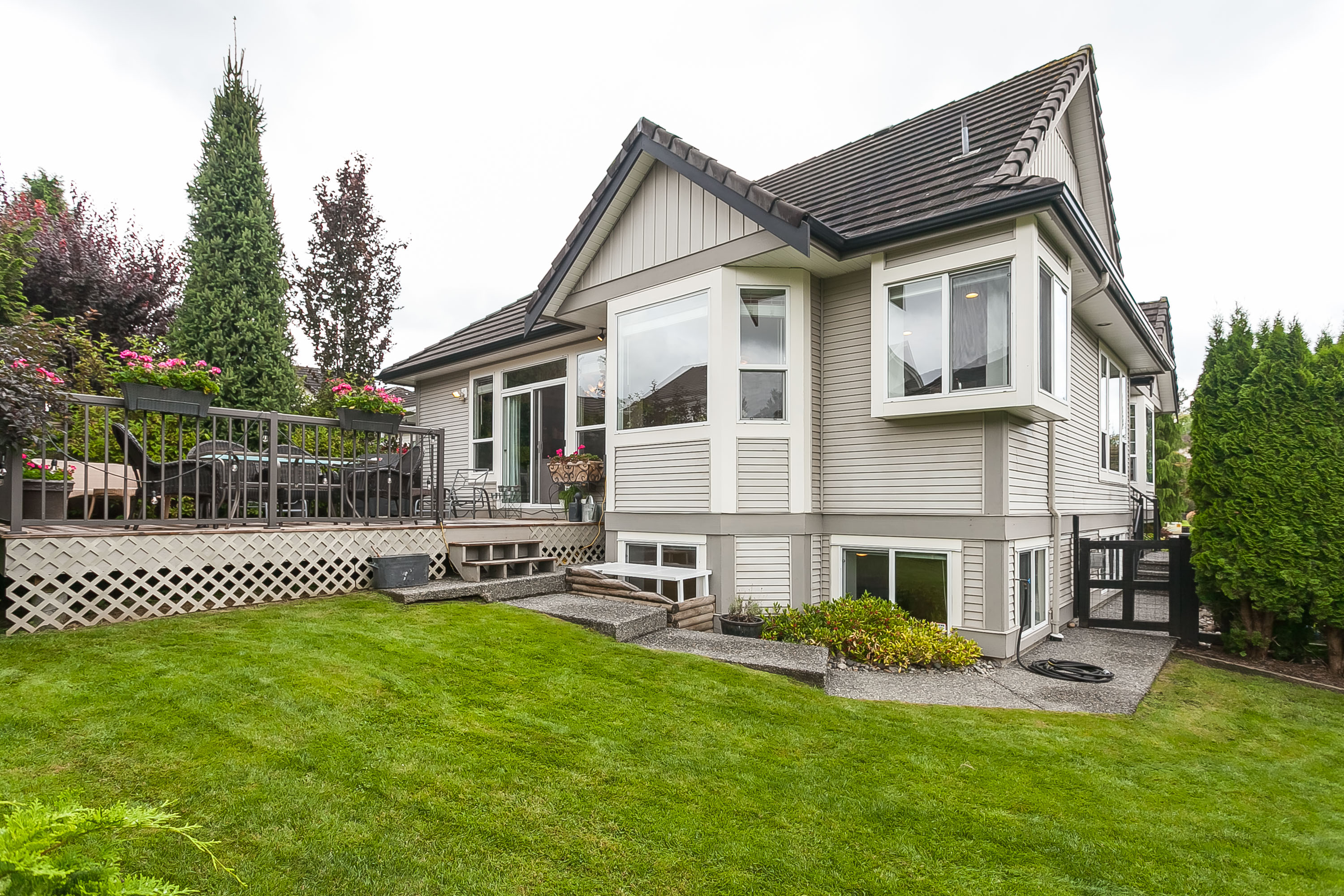 21043 85A Avenue, Langley