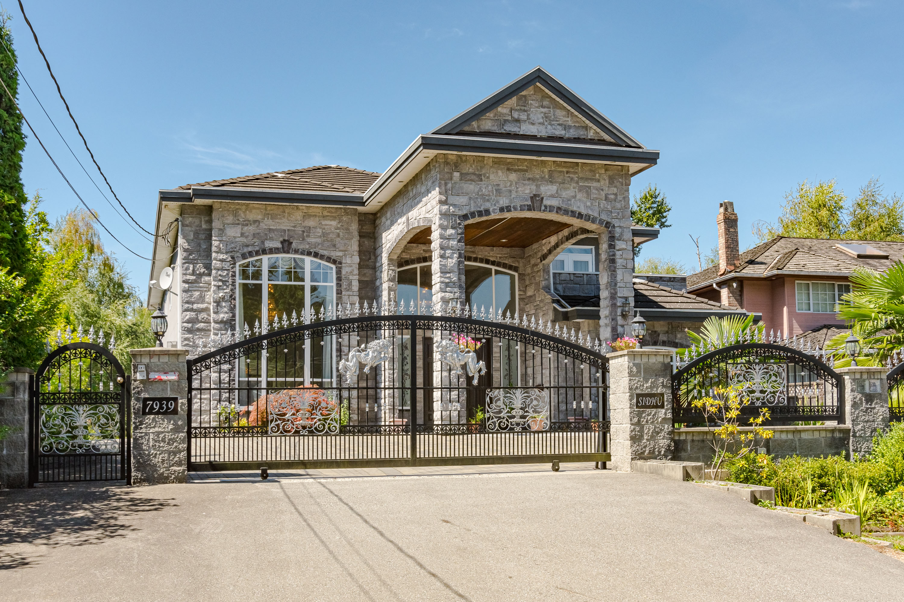 7939 McLennan Road, Richmond