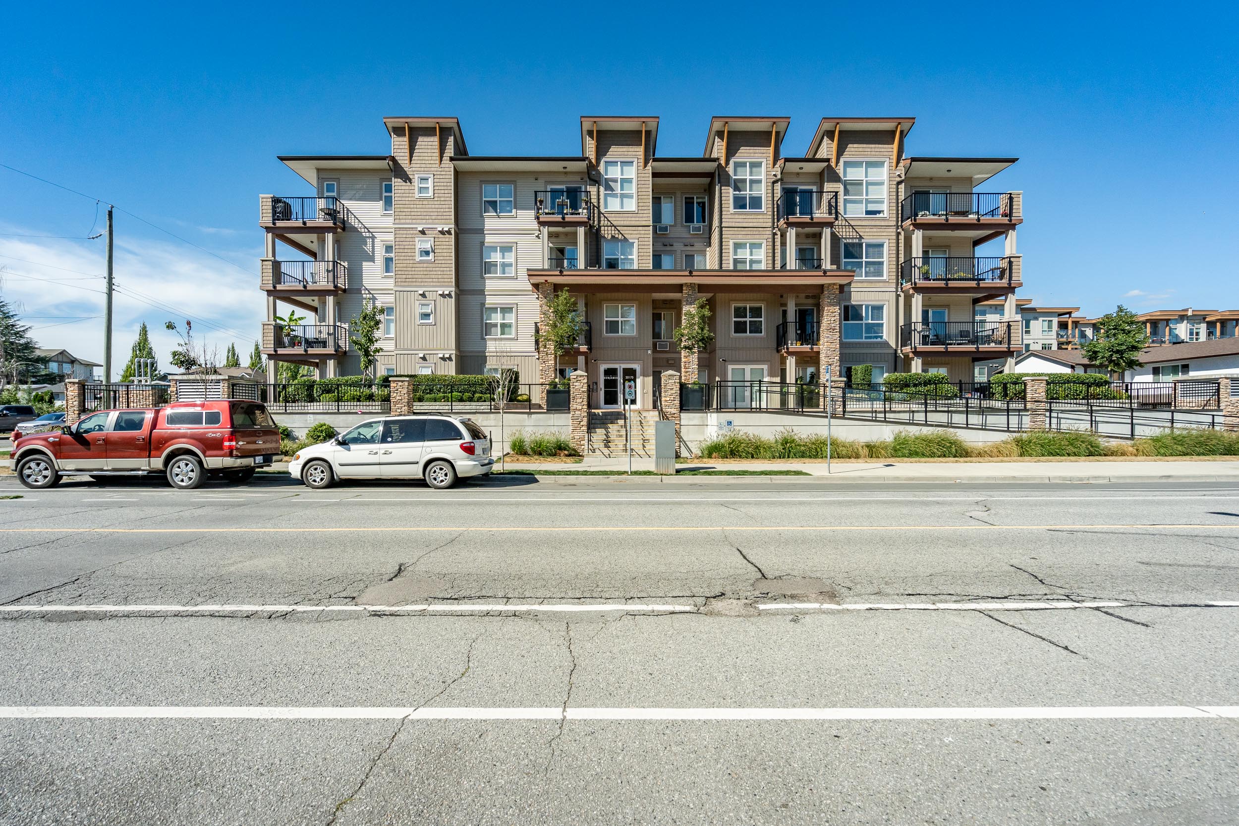 414 - 20175 53 Avenue, Langley