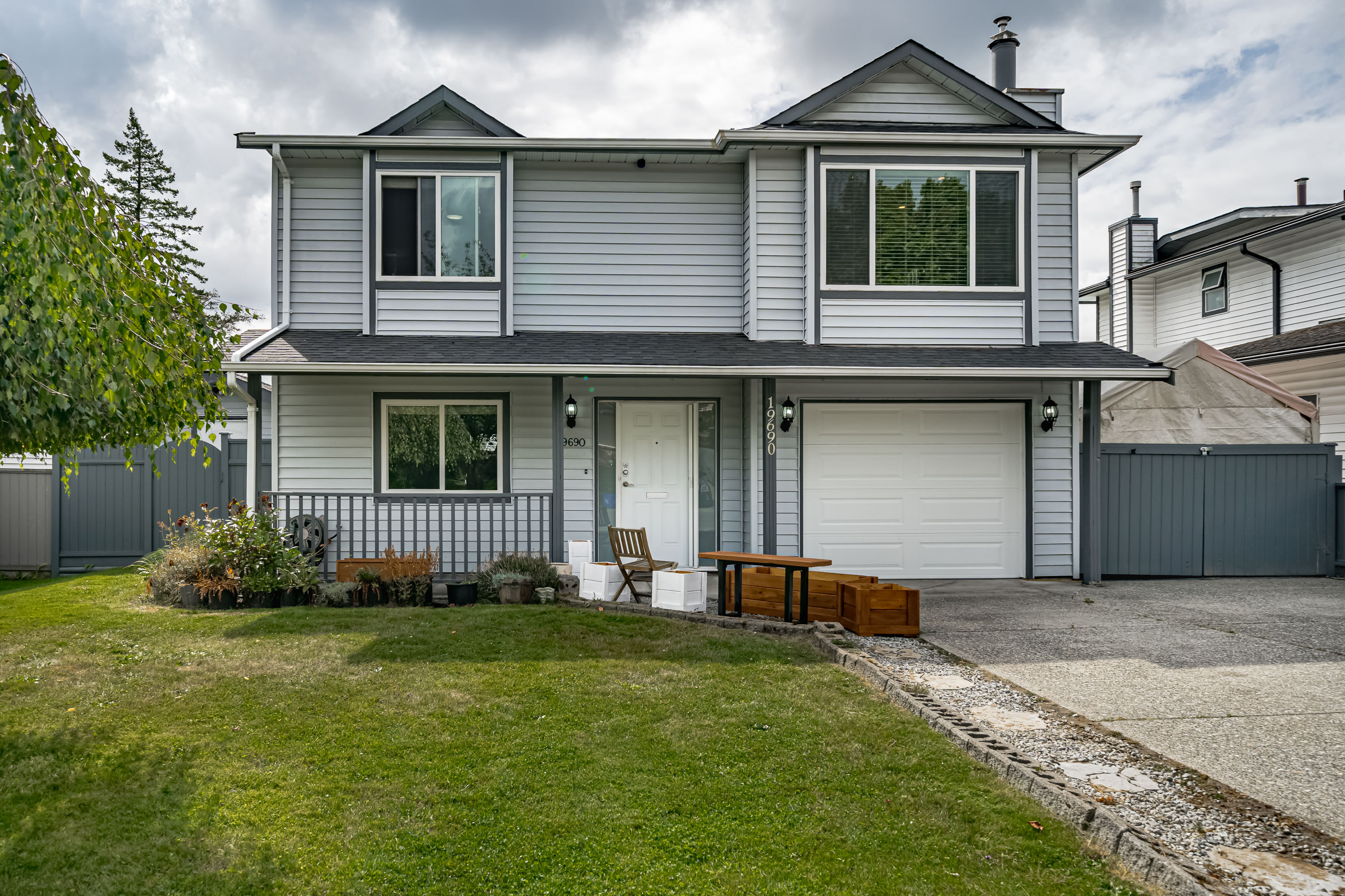 19690 Wakefield Drive, Langley