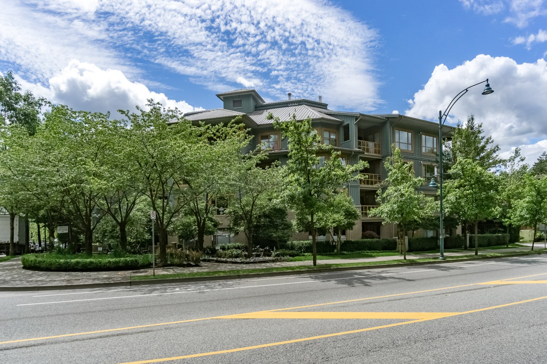 218 - 285 Newport Drive, Port Moody