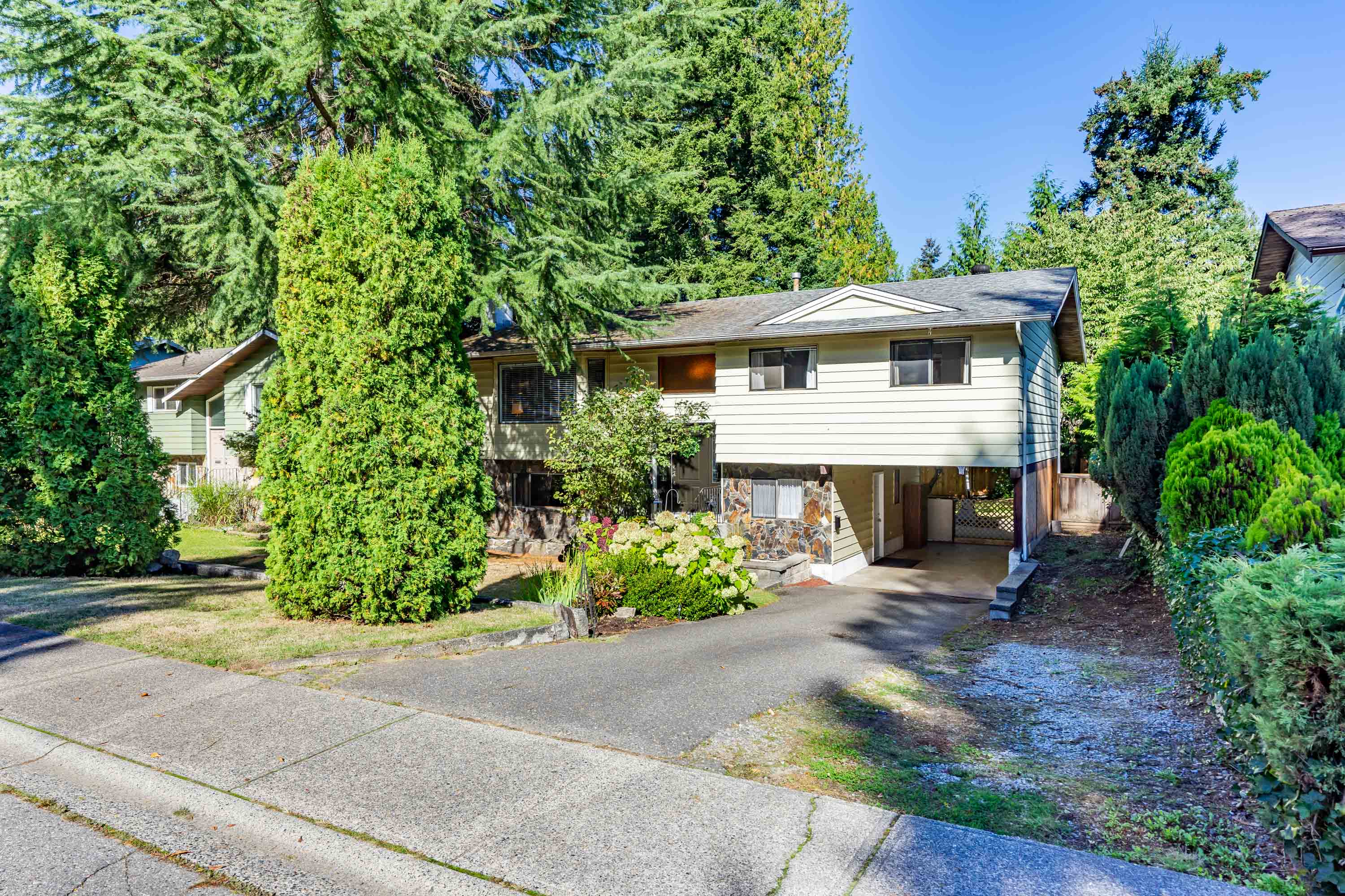 20235 44A Avenue, Langley