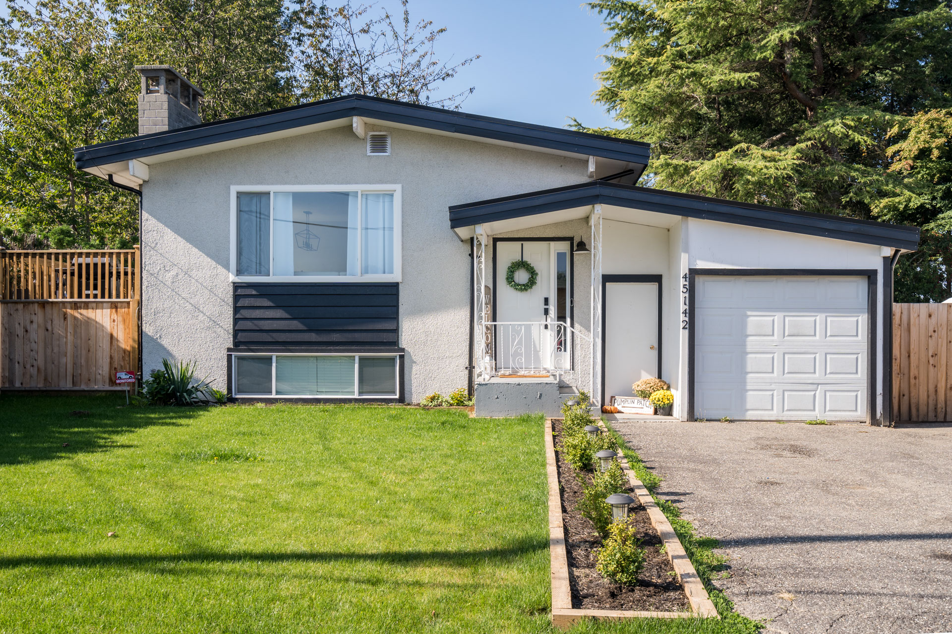 45142 Oliver Crescent, Chilliwack