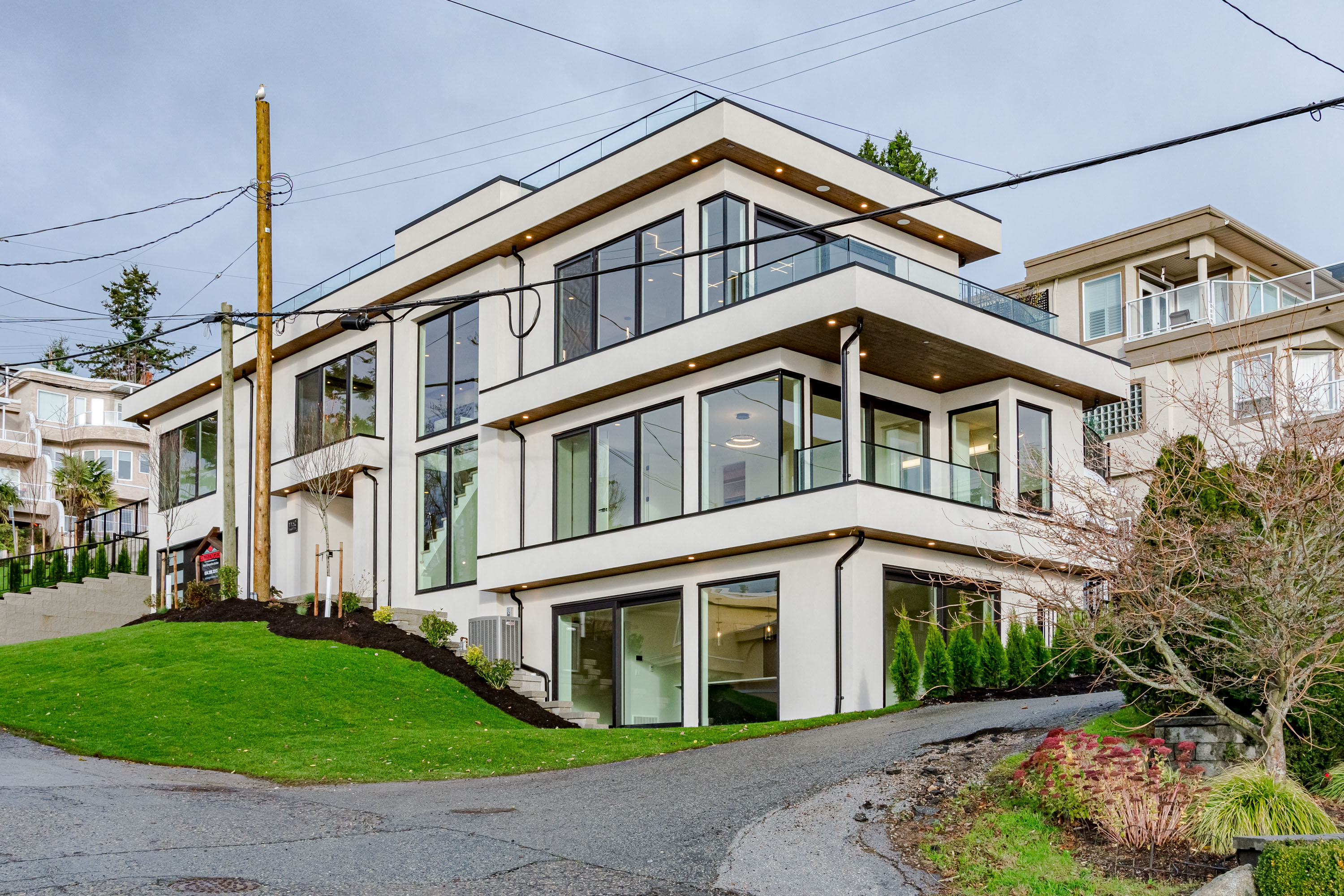 1152 Martin Street, White Rock