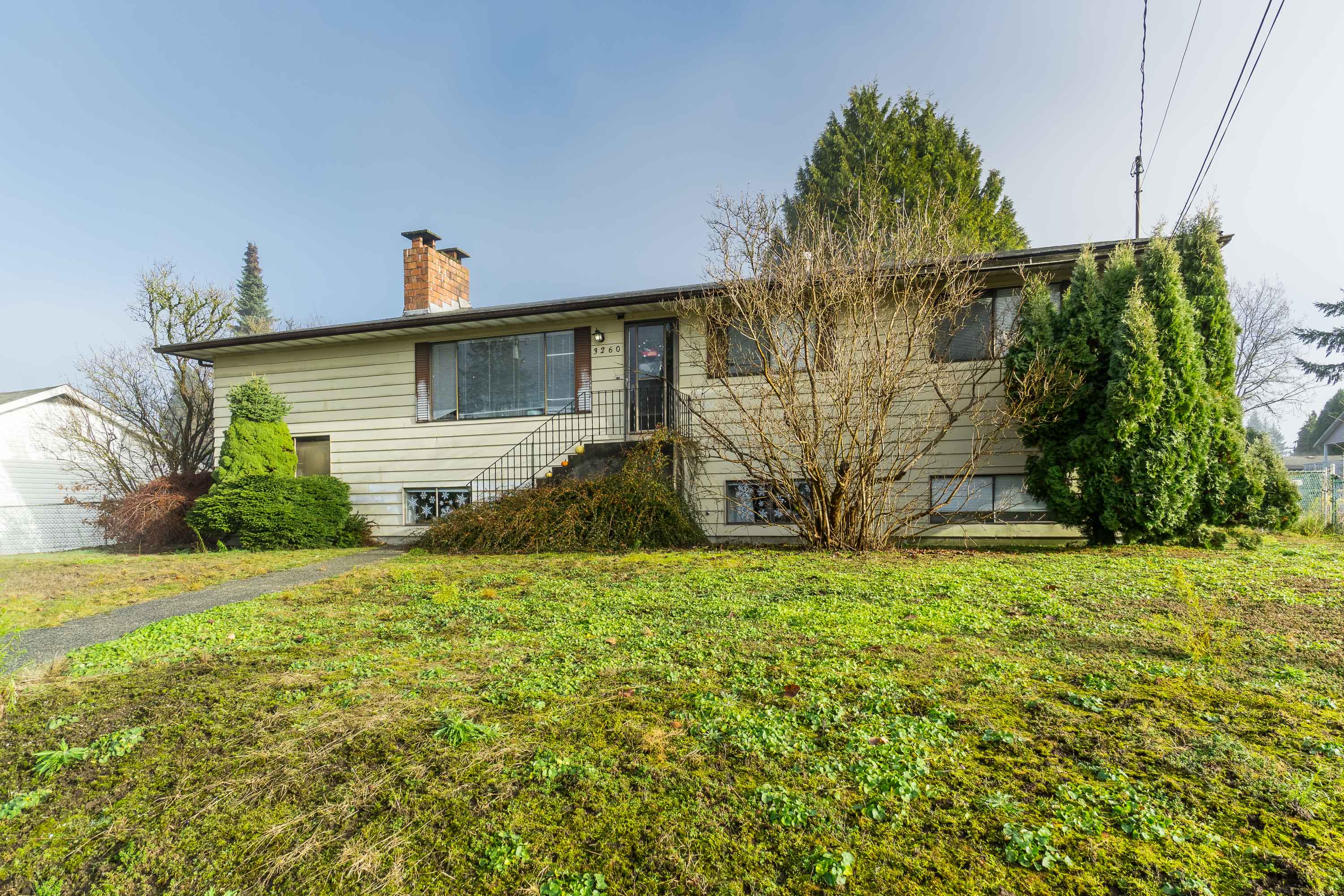 3260 Oxford Street, Port Coquitlam