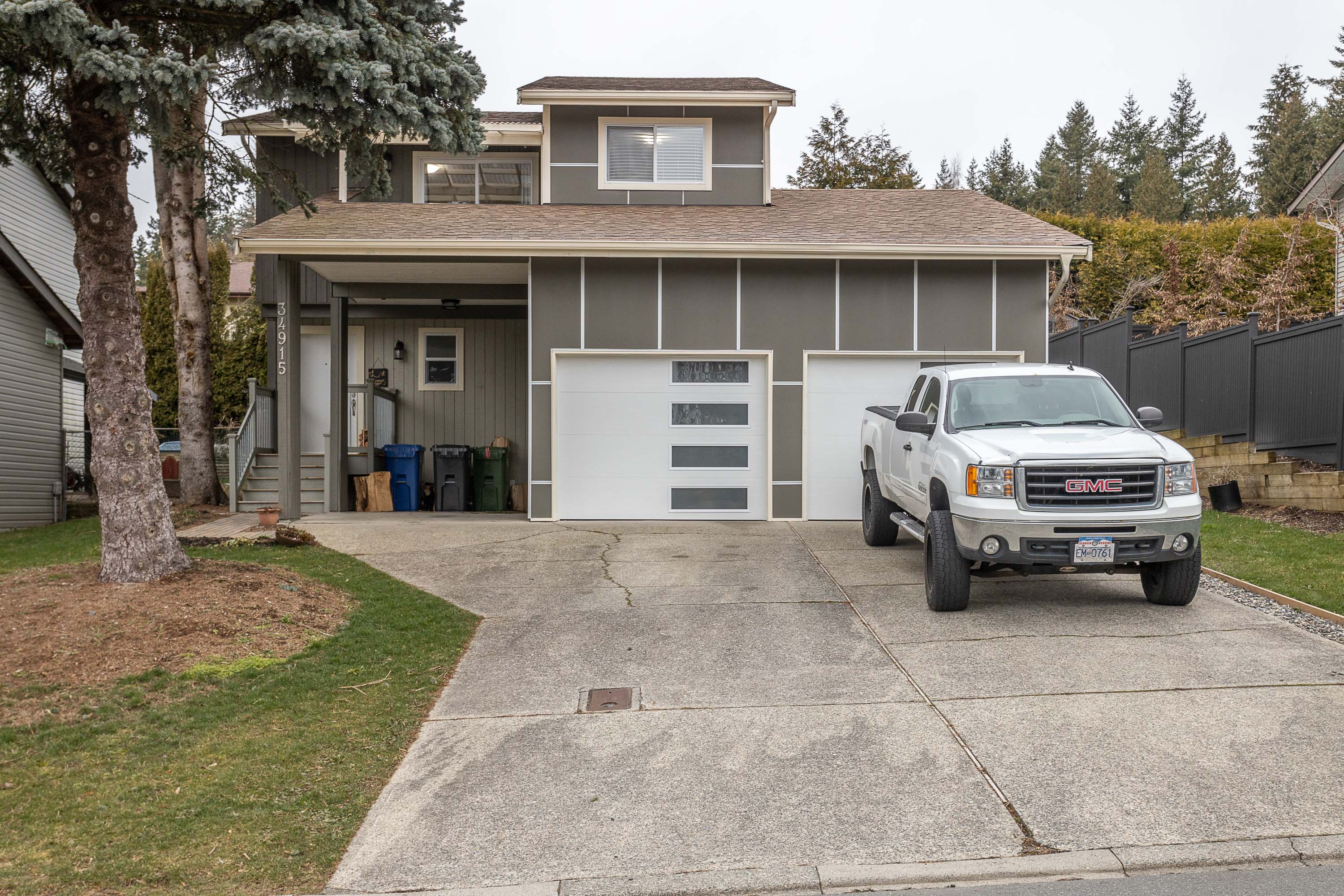 34915 McLeod Avenue, Abbotsford