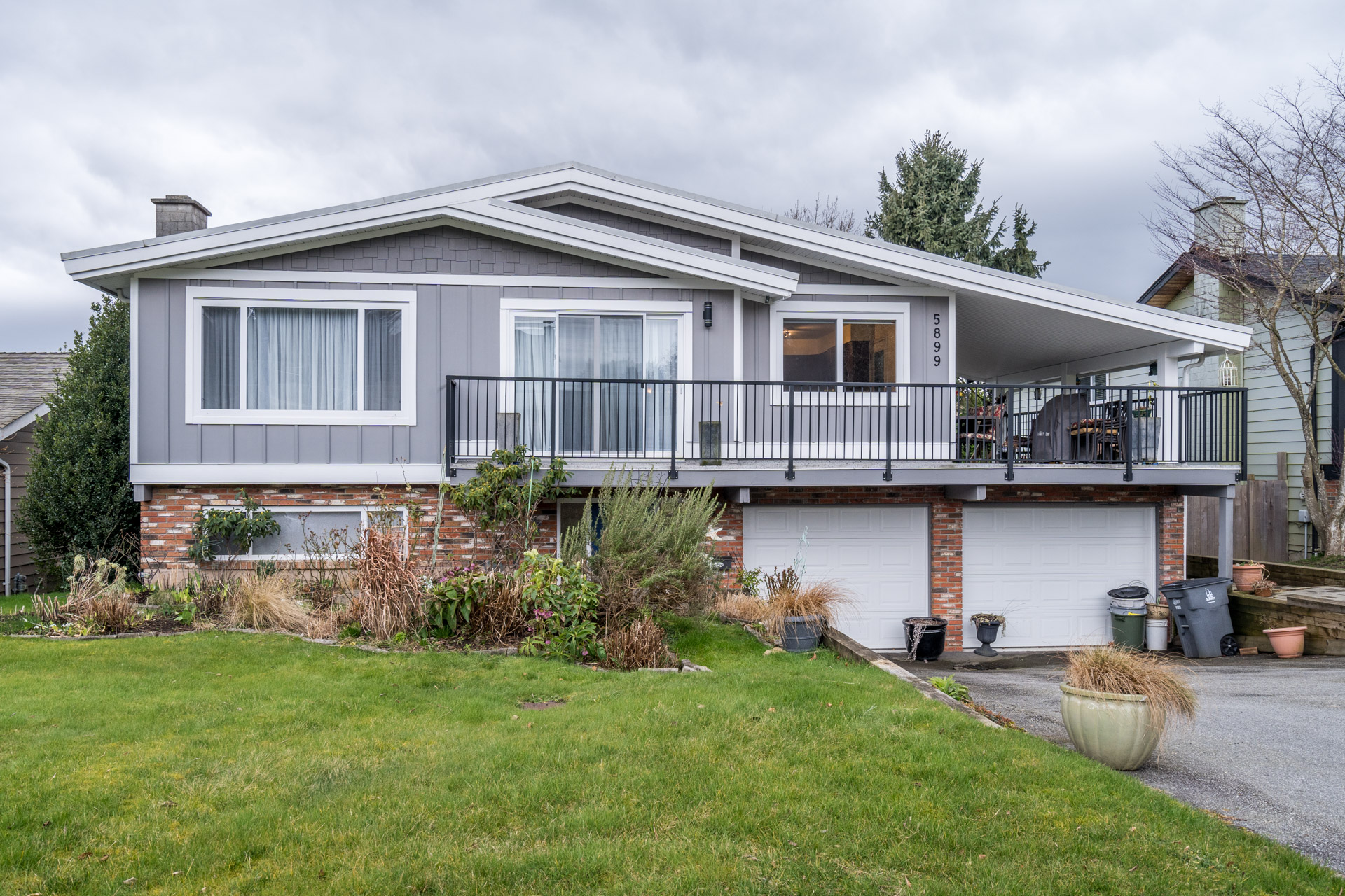 5899 181A Street, Surrey