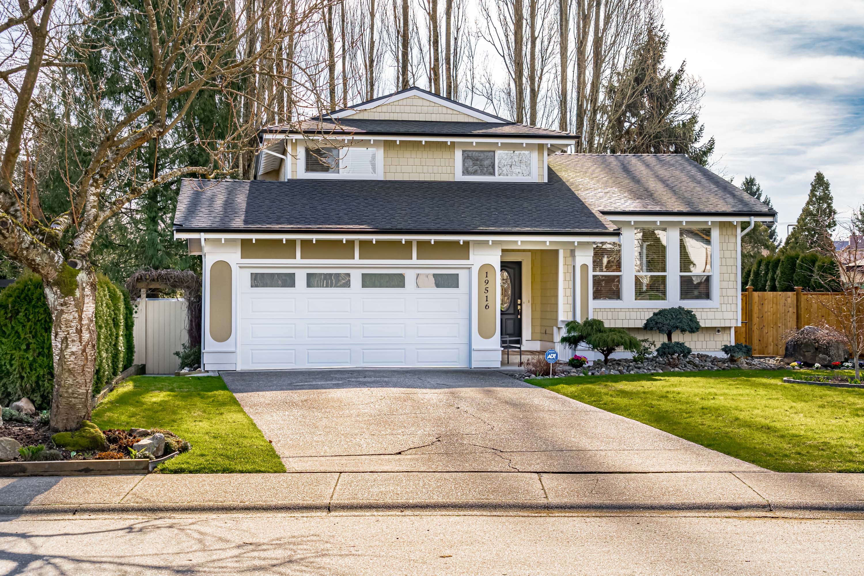 19516 62A Avenue, Surrey