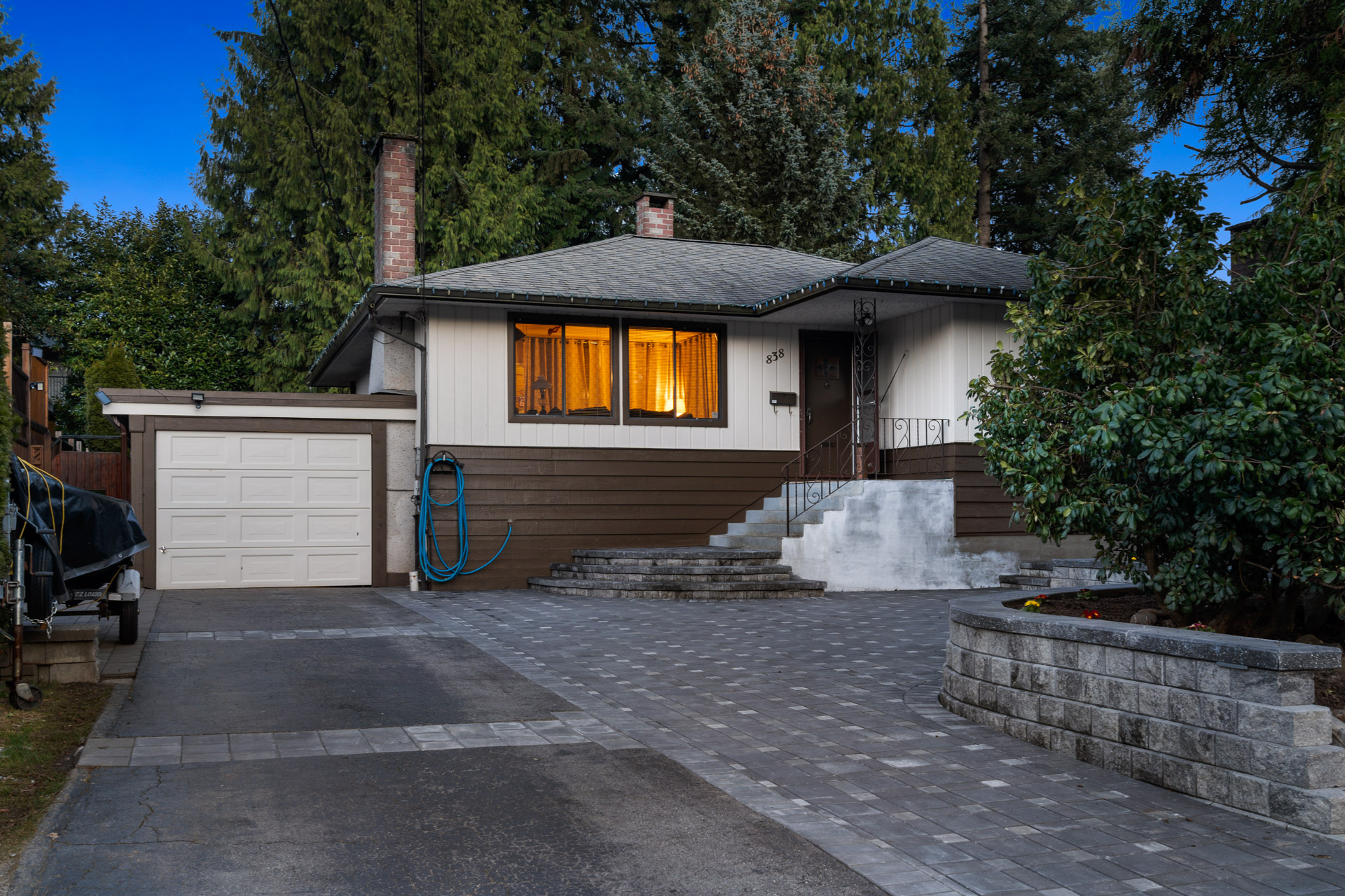 838 Dundonald Drive, Port Moody